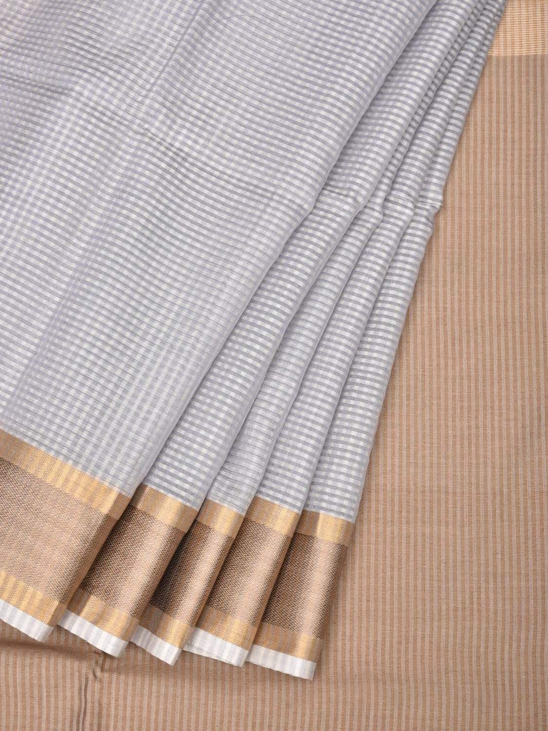 Light Grey Maheshwari Cotton Silk Handloom Saree with Small Checks Design m0137