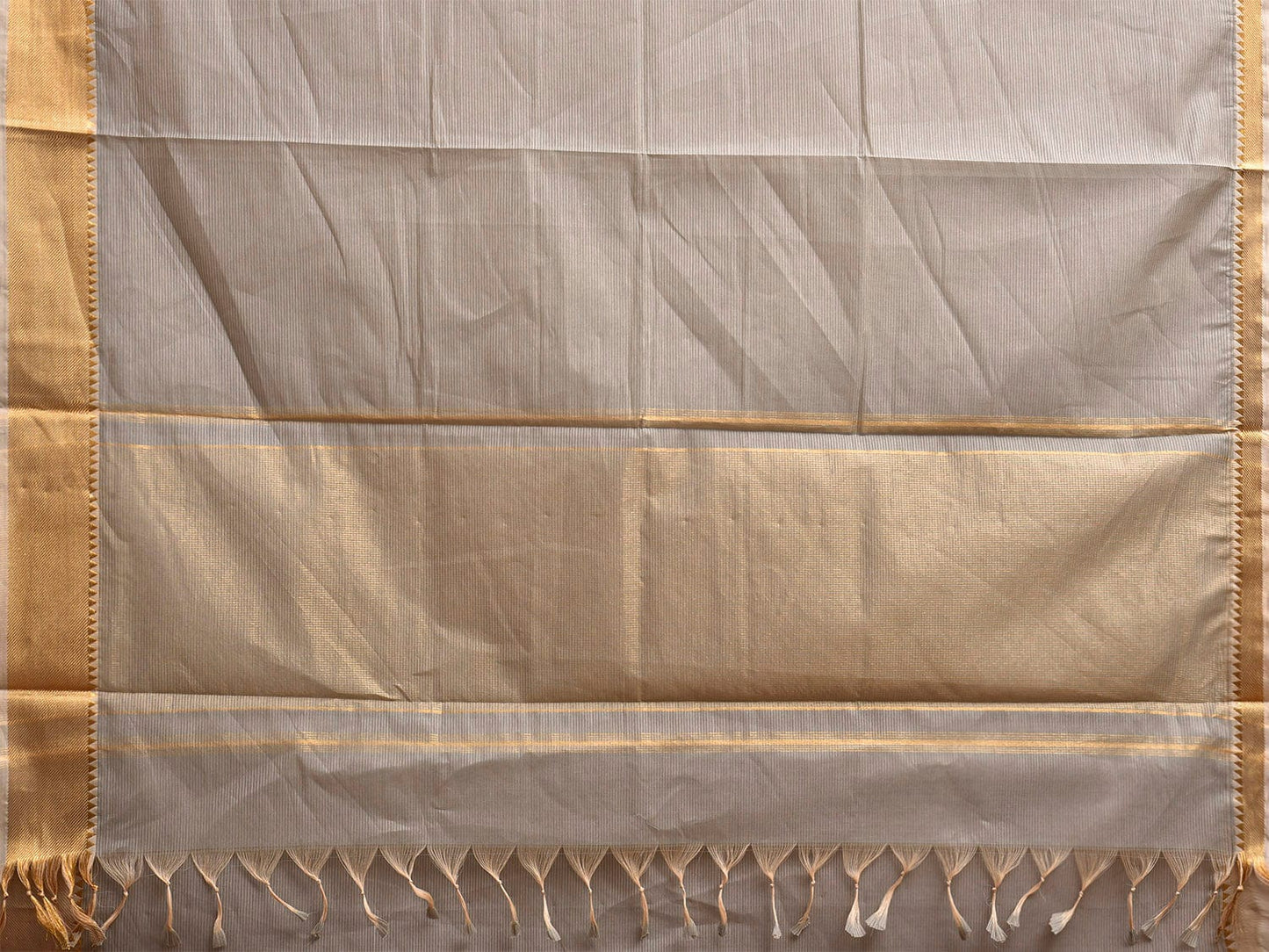 Light Grey Mangalgiri Cotton Handloom Saree with Strips and Small Temple Border Design No Blouse mn0108