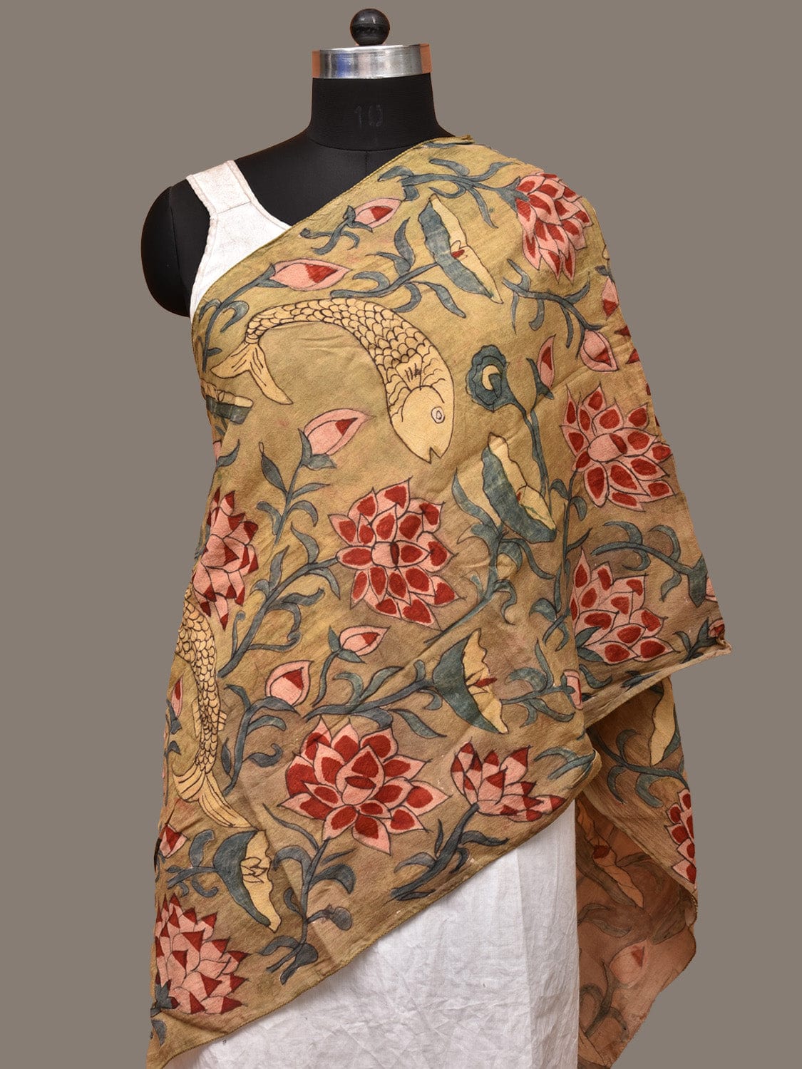 Light Olive Kalamkari Hand Painted Sico Stole with Fish and Lotus Design ds3222