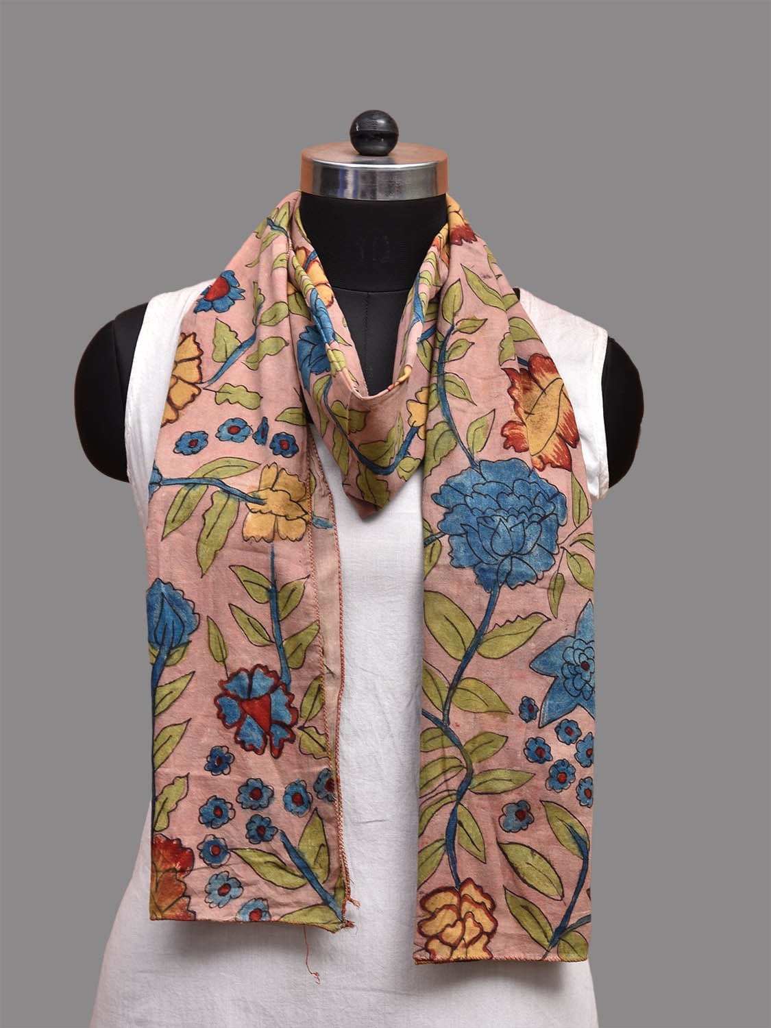 Light Peach Kalamkari Hand Painted Cotton Handloom Stole with Floral Design ds3674