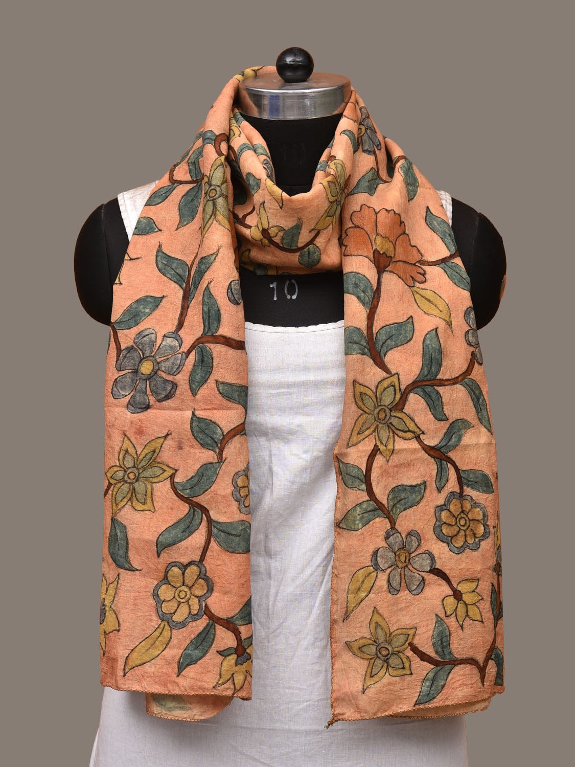 Light Peach Kalamkari Hand Painted Sico Stole with Floral Design ds3144