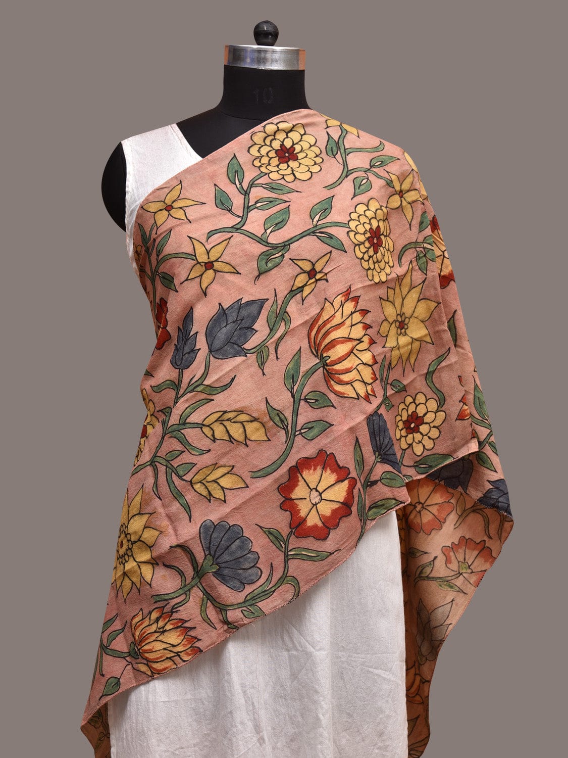 Light Peach Kalamkari Hand Painted Sico Stole with Lotus Flowers Design ds3618