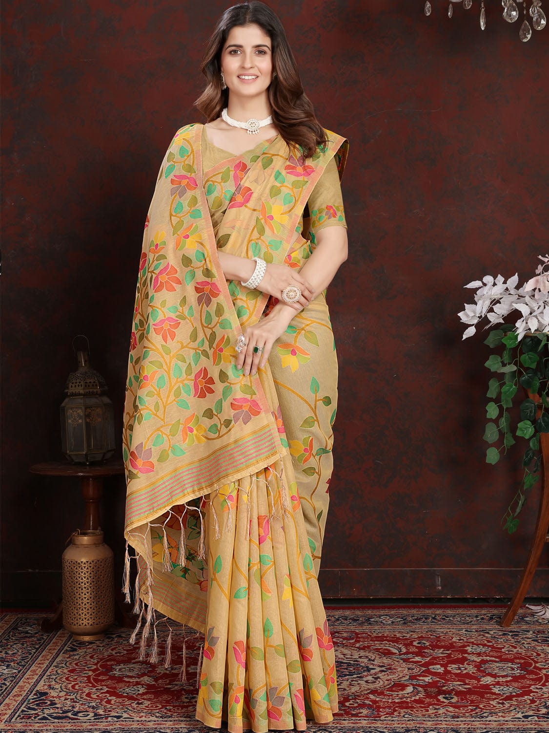 Light Yellow Dhakai Jamdani Cotton Viscose Saree with Floral Border and Pallu Design dj0101