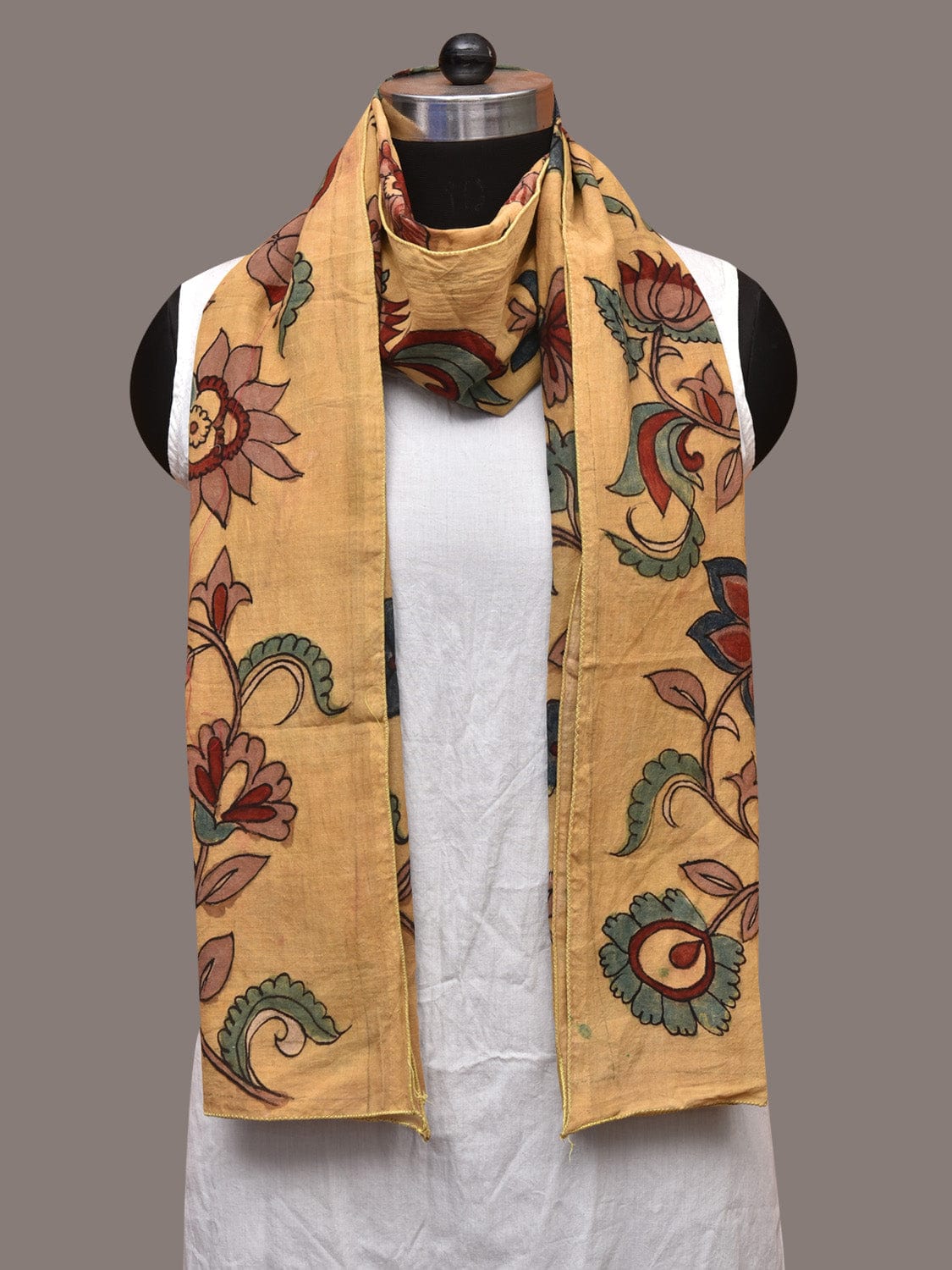 Light Yellow Kalamkari Hand Painted Cotton Stole with Floral Design ds3556