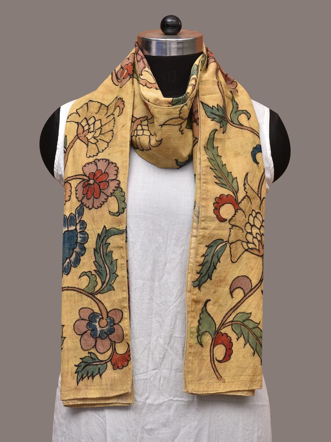 Light Yellow Kalamkari Hand Painted Cotton Stole with Floral Design ds3558