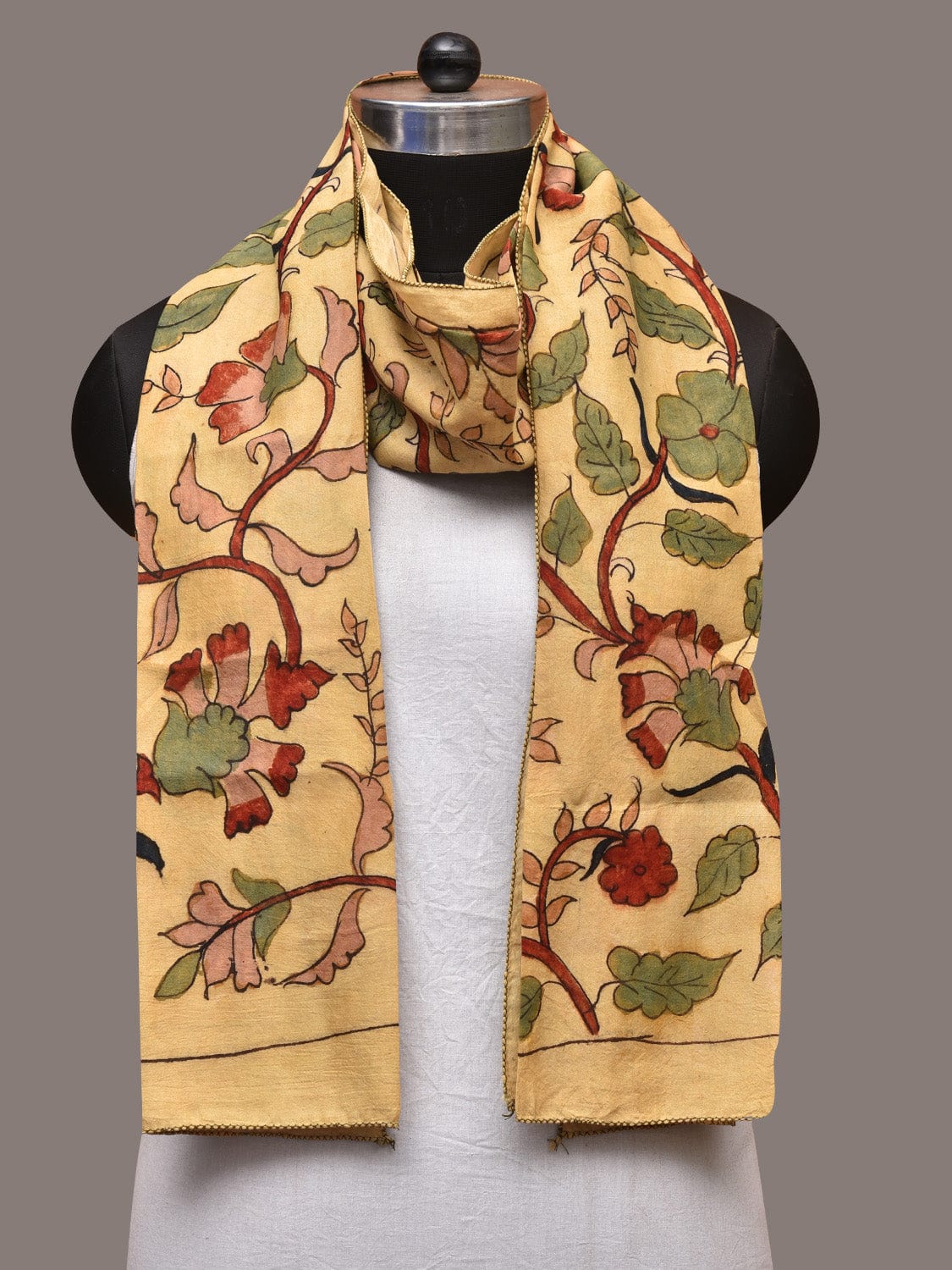 Light Yellow Kalamkari Hand Painted Sico Stole with Floral Design ds3517