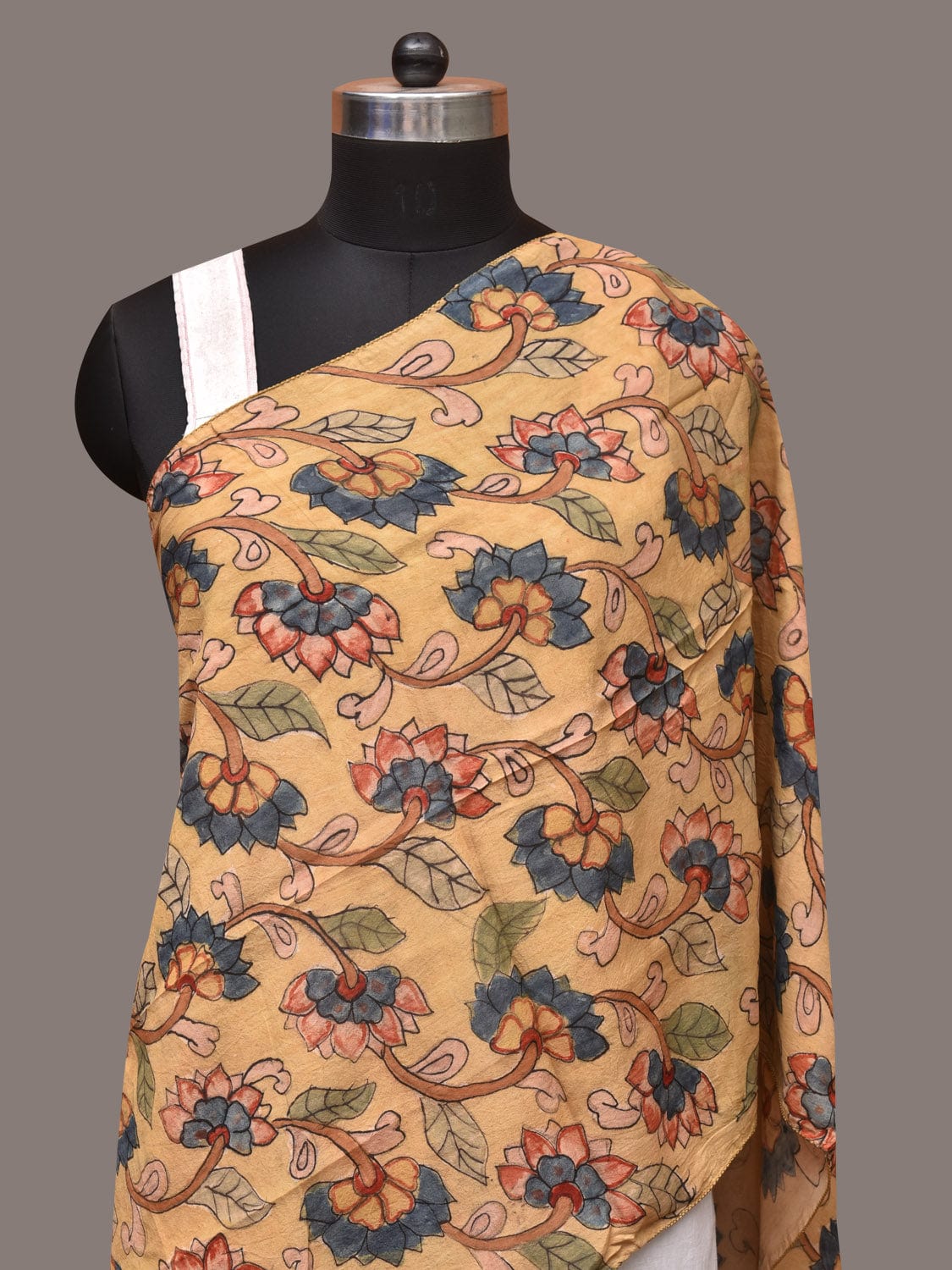 Light Yellow Kalamkari Hand Painted Sico Stole with Lotus Flowers Design ds3412