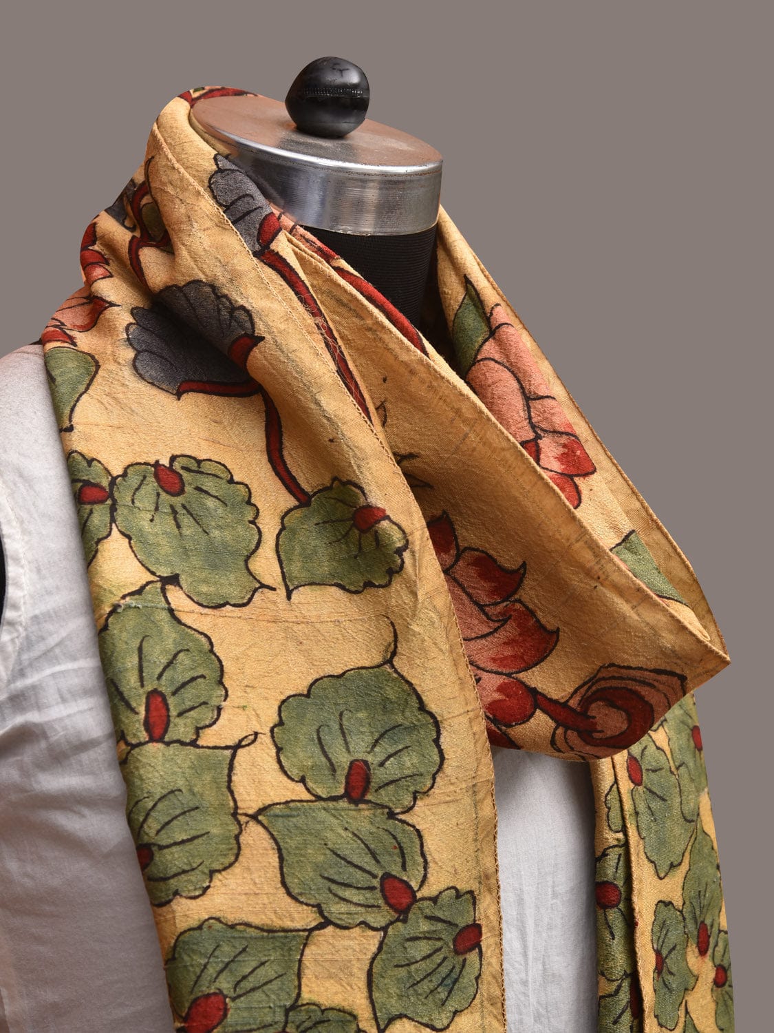 Light Yellow Kalamkari Hand Painted Tussar Stole with Lotus Flowers Design ds3585