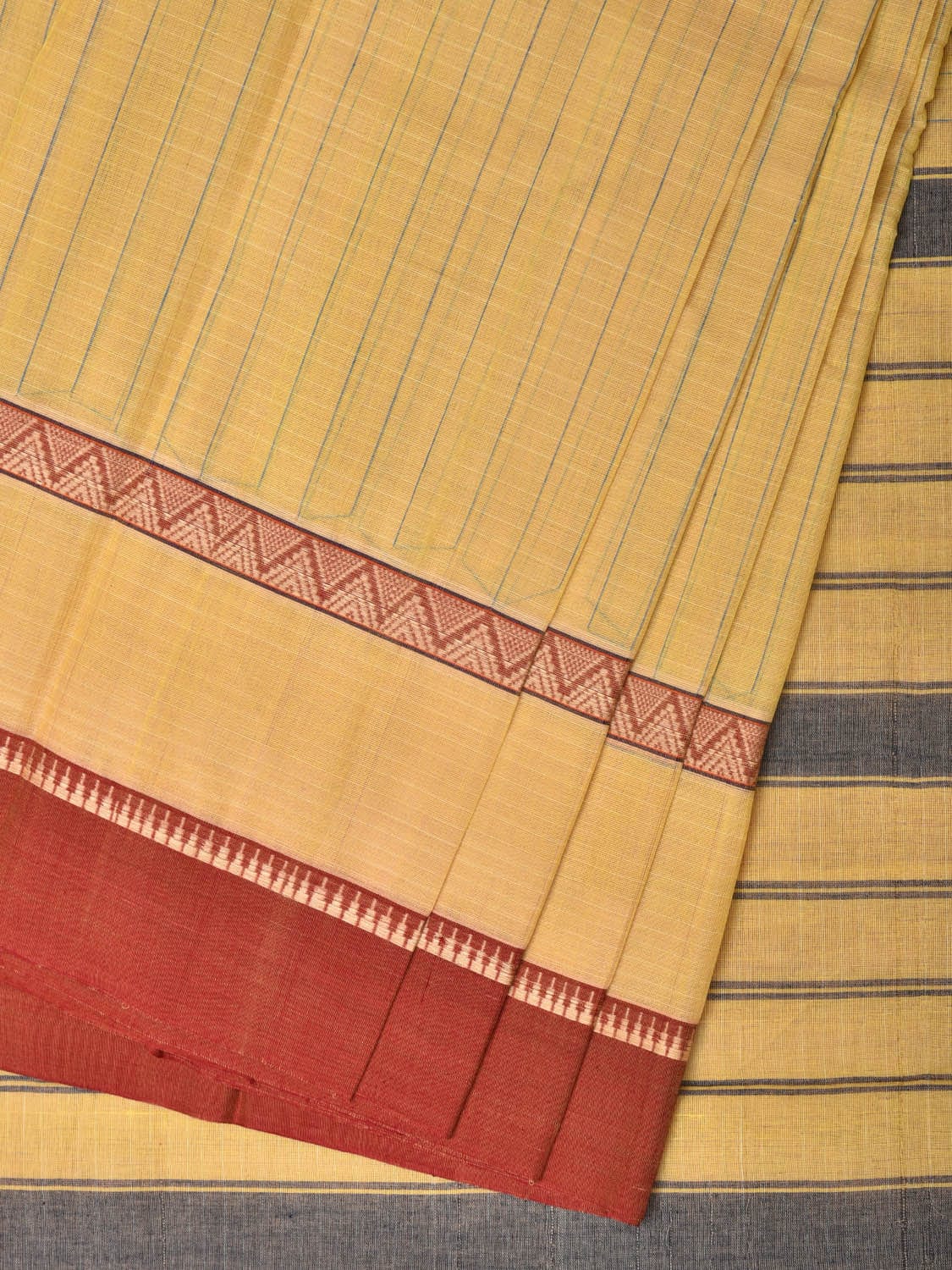 Light Yellow Narayanpet Cotton Handloom Saree with Strips Design No Blouse np0775