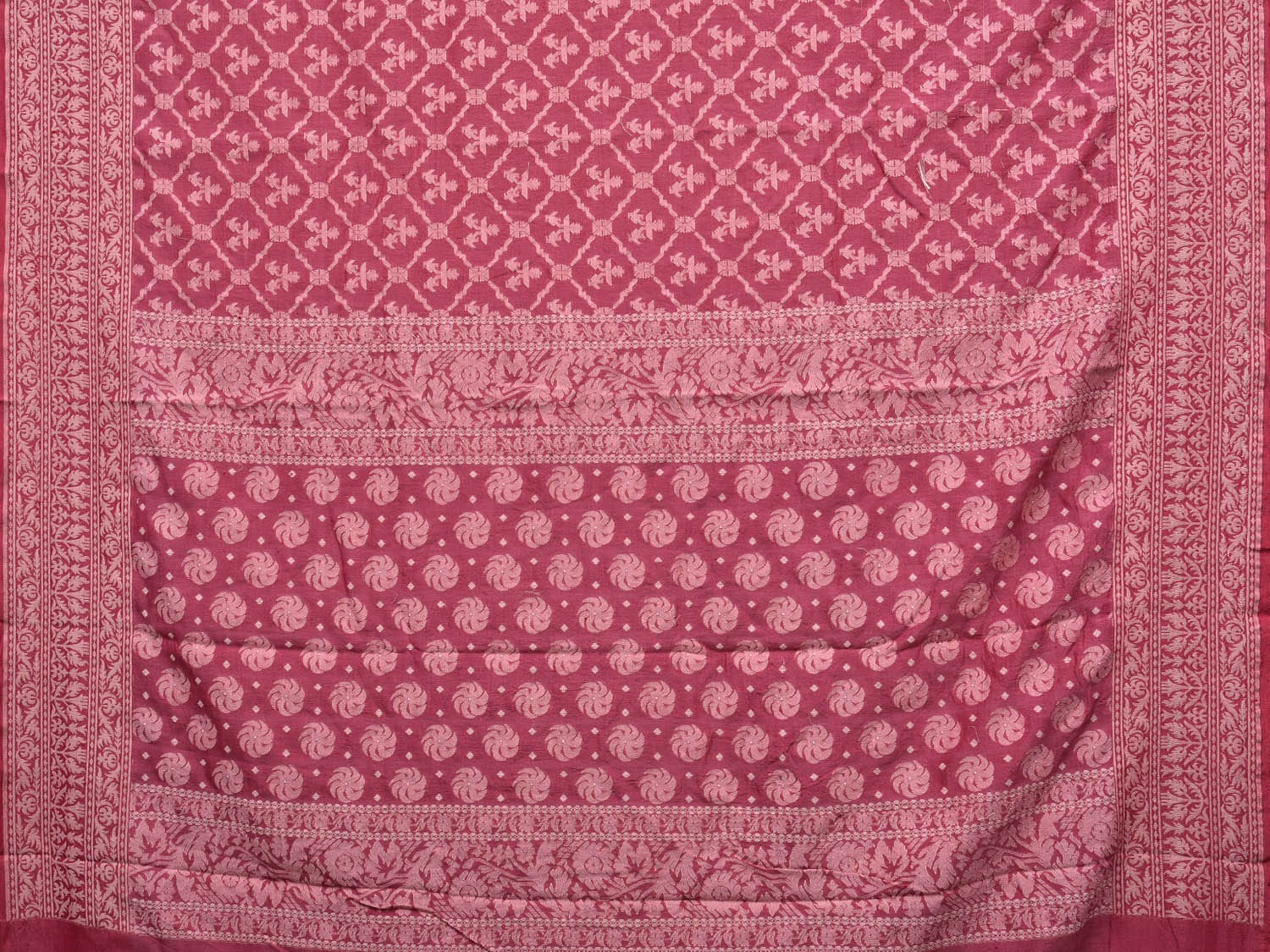 Magenta Cut Work Cotton Handloom Saree with All Over Jamdani Style Design o0390