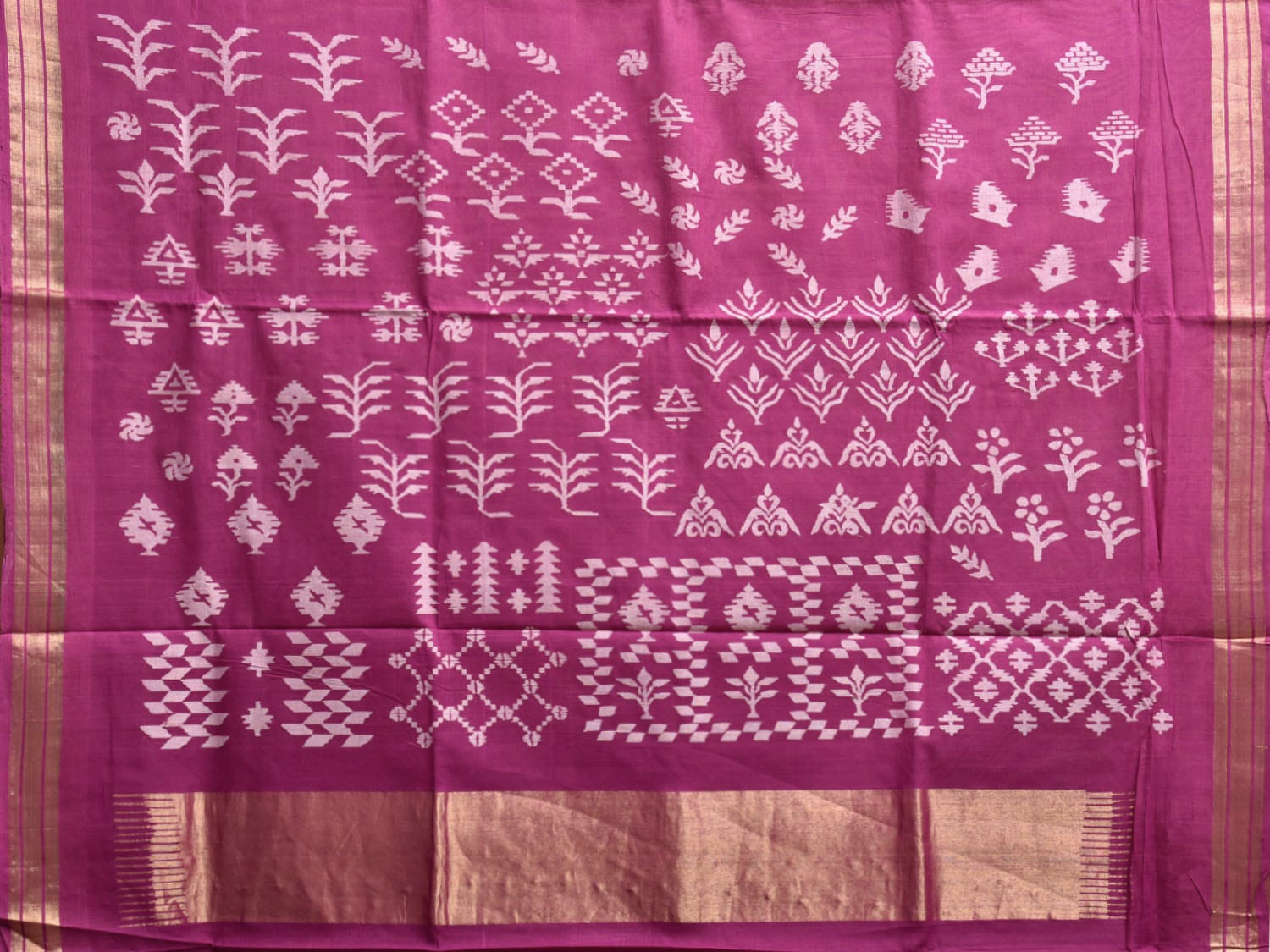 Magenta Khadi Cotton Handloom Saree with Assorted Buta Pallu Design kh0712
