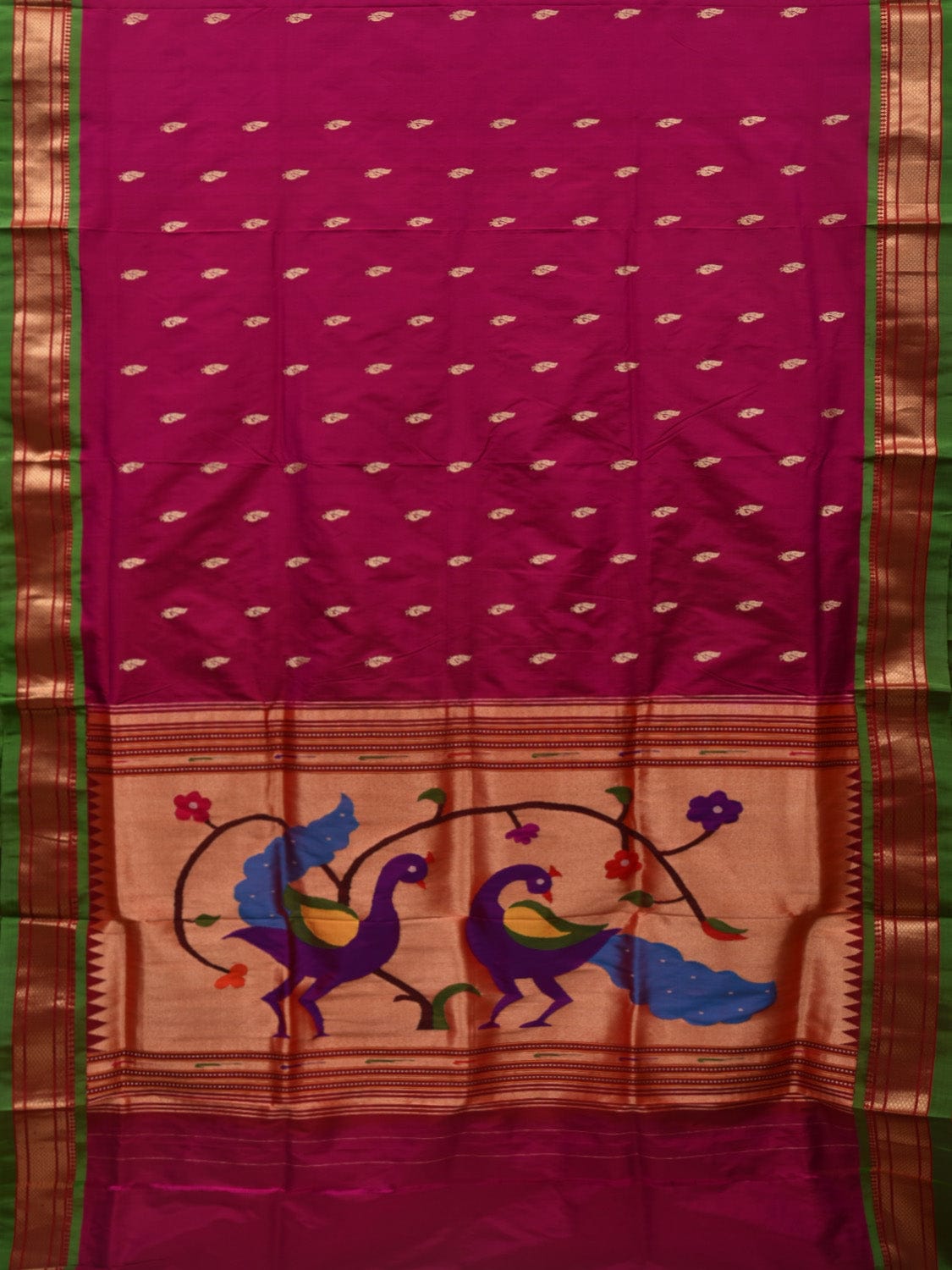 Magenta Paithani Silk Handloom Saree with Peacocks Pallu Design p0463