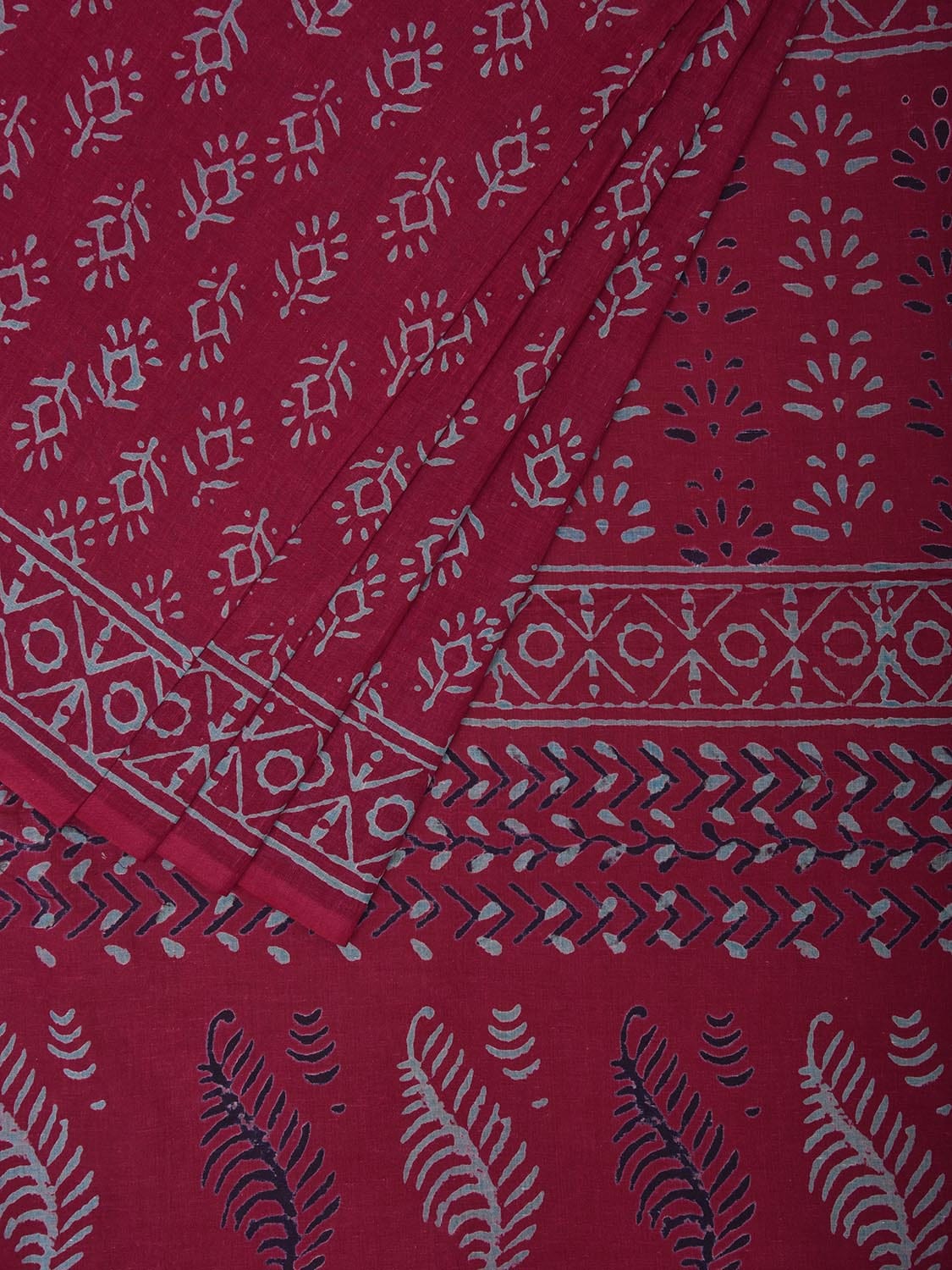 Magenta Pedana Block Print Cotton Saree with Buta, Border and Pallu Design o0532