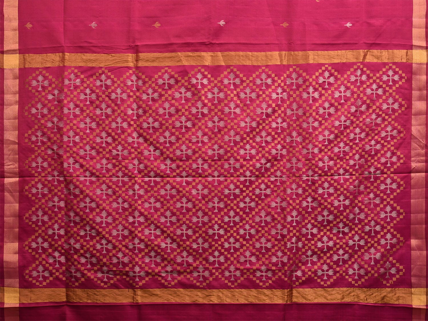 Magenta Uppada Silk Handloom Saree with Jamdani Pallu Design u2302