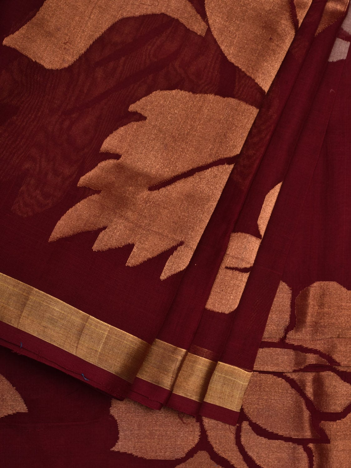 Maroon Khadi Cotton Handloom Saree with All Over Floral Design kh0545
