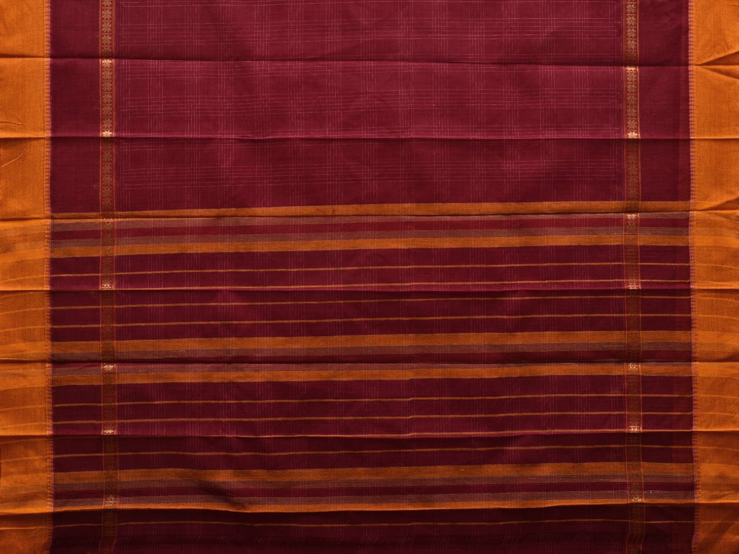 Maroon Narayanpet Cotton Handloom Plain Saree with Checks Design No Blouse np0559
