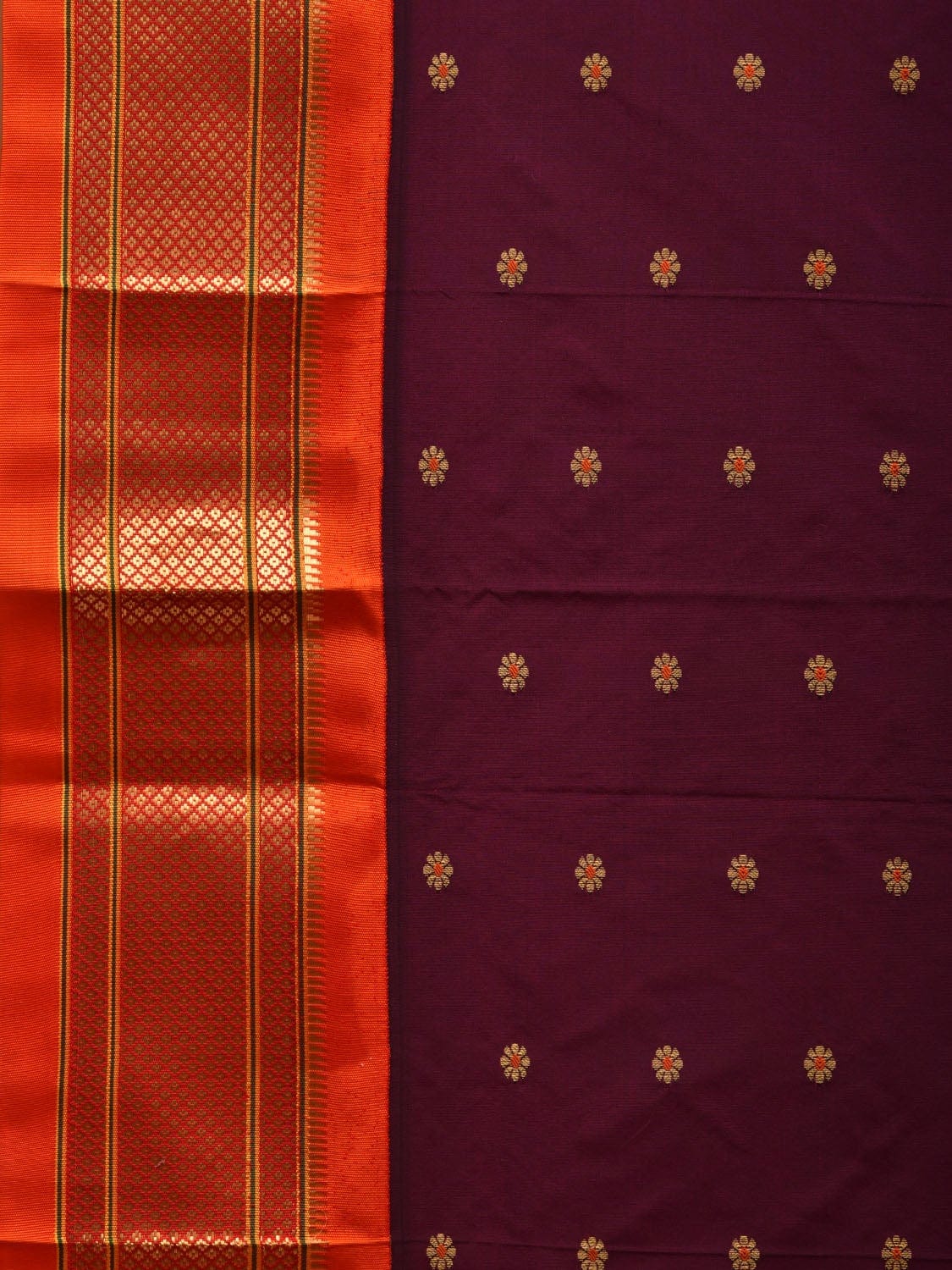 Maroon Paithani Silk Handloom Saree with Pallu Design p0432