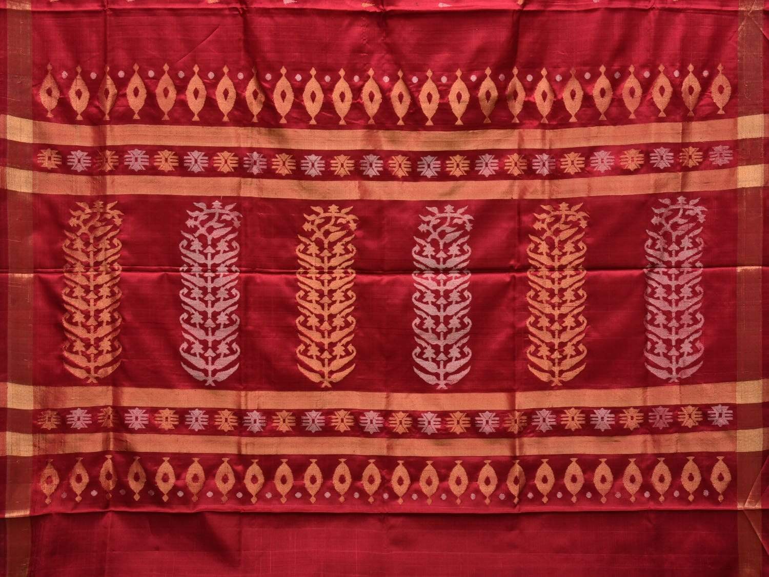 Maroon Uppada Silk Handloom Saree with Karpur Pallu Design u1735
