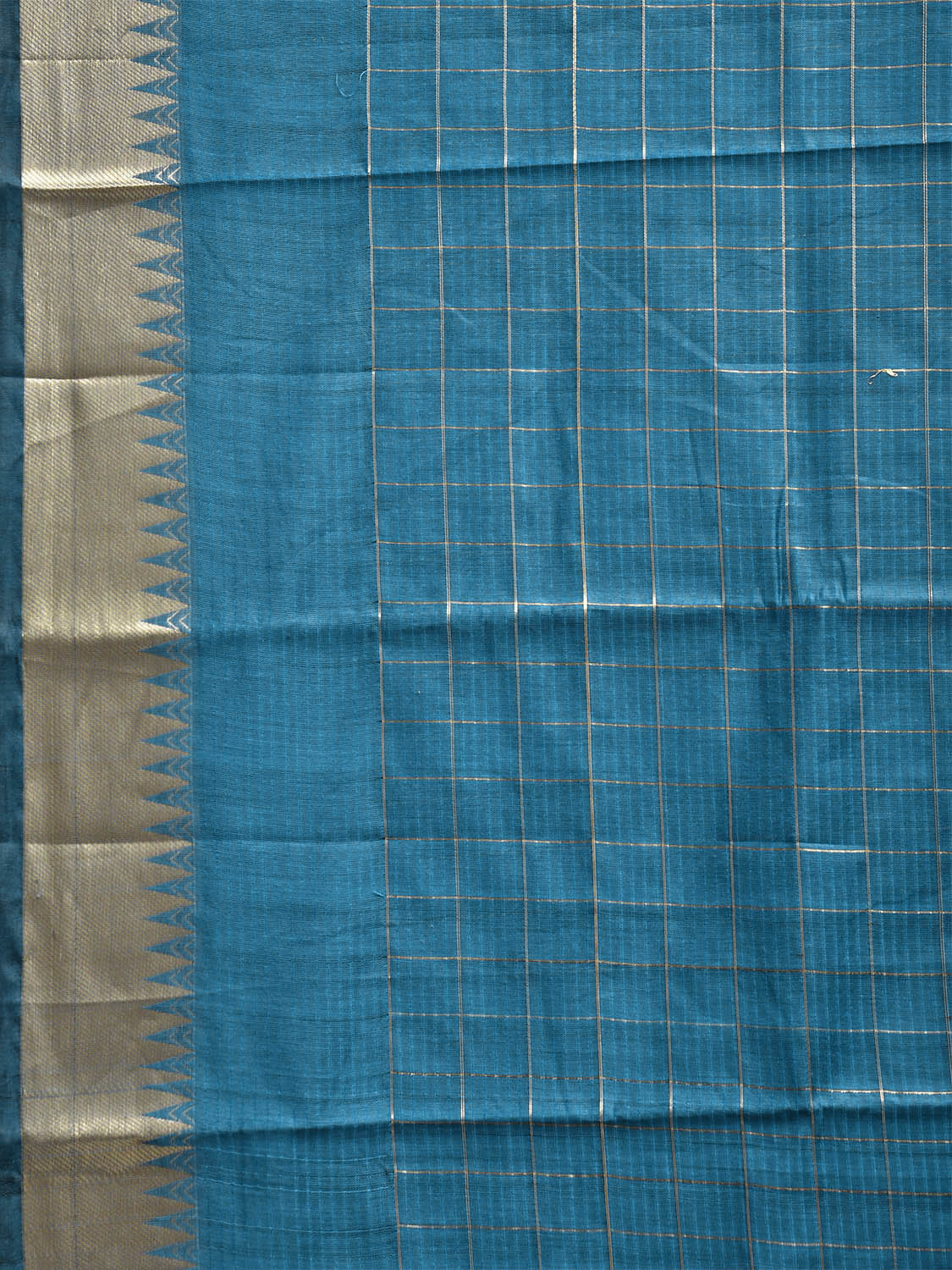 Blue Mangalgiri Cotton Handloom Saree with Checks and Temple Border Design mn0114