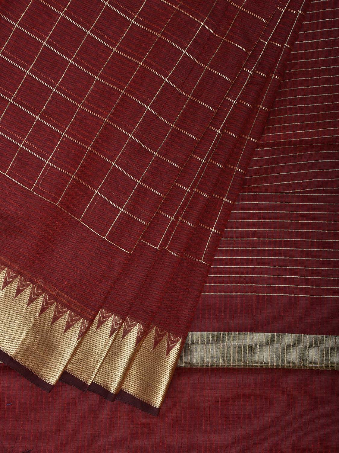 Red Mangalgiri Cotton Handloom Saree with Checks and Temple Border Design mn0117