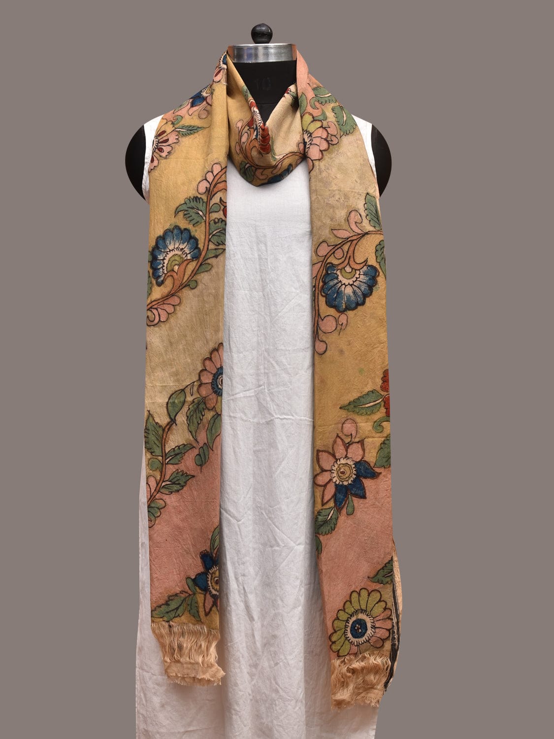 Multicolor Kalamkari Hand Painted Cotton Handloom Dupatta with Diagonal Floral Design ds3578
