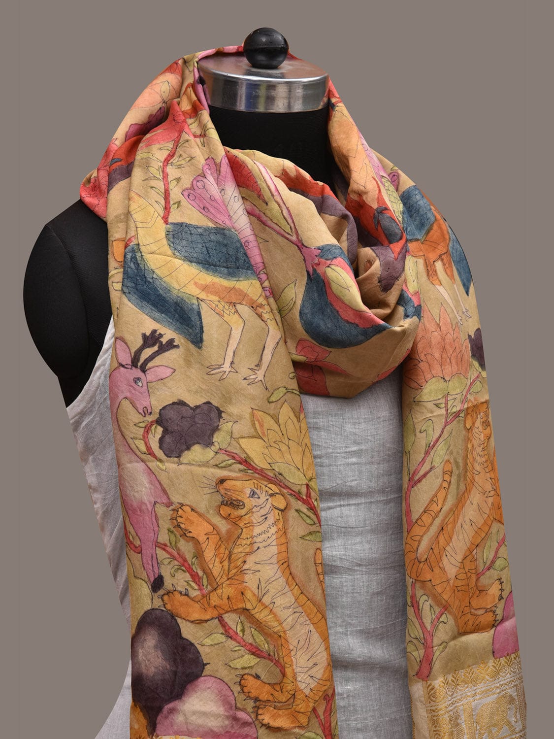 Multicolor Kalamkari Hand Painted Kanchipuram Silk Handloom Dupatta with Animals Design ds2784