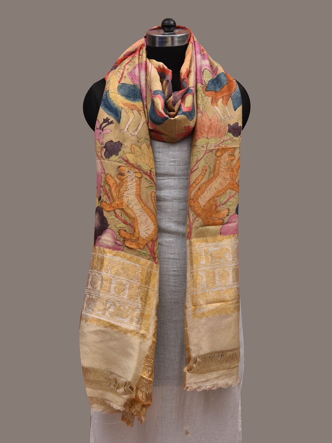 Multicolor Kalamkari Hand Painted Kanchipuram Silk Handloom Dupatta with Animals Design ds2784