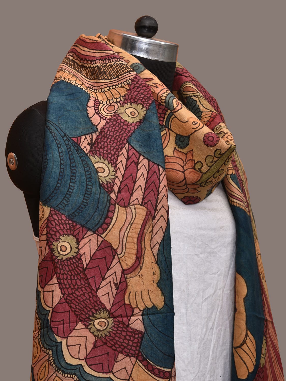 Multicolor Kalamkari Hand Painted Kanchipuram Silk Handloom Dupatta with Krishna Design ds3168