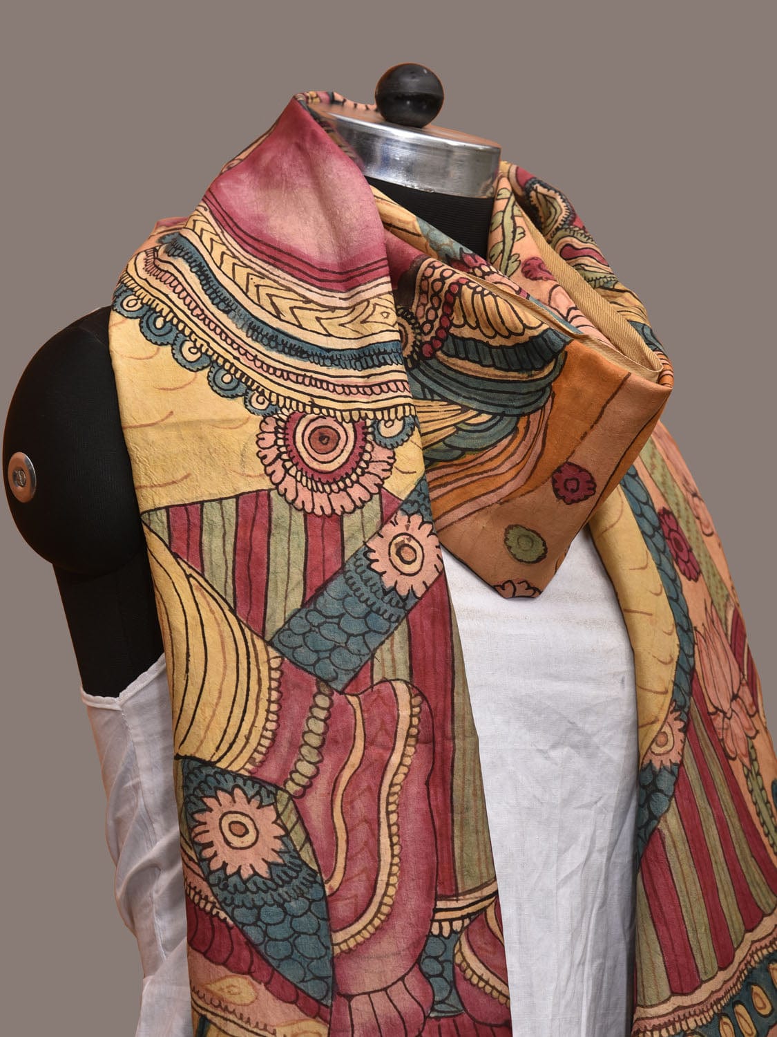 Multicolor Kalamkari Hand Painted Kanchipuram Silk Handloom Dupatta with Krishna Design ds3171