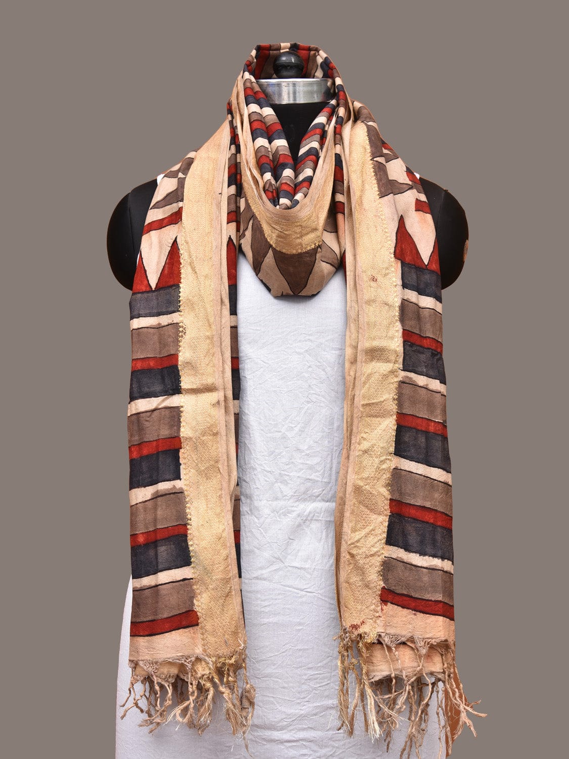 Multicolor Kalamkari Hand Painted Sico Handloom Dupatta with Strips Design ds3334