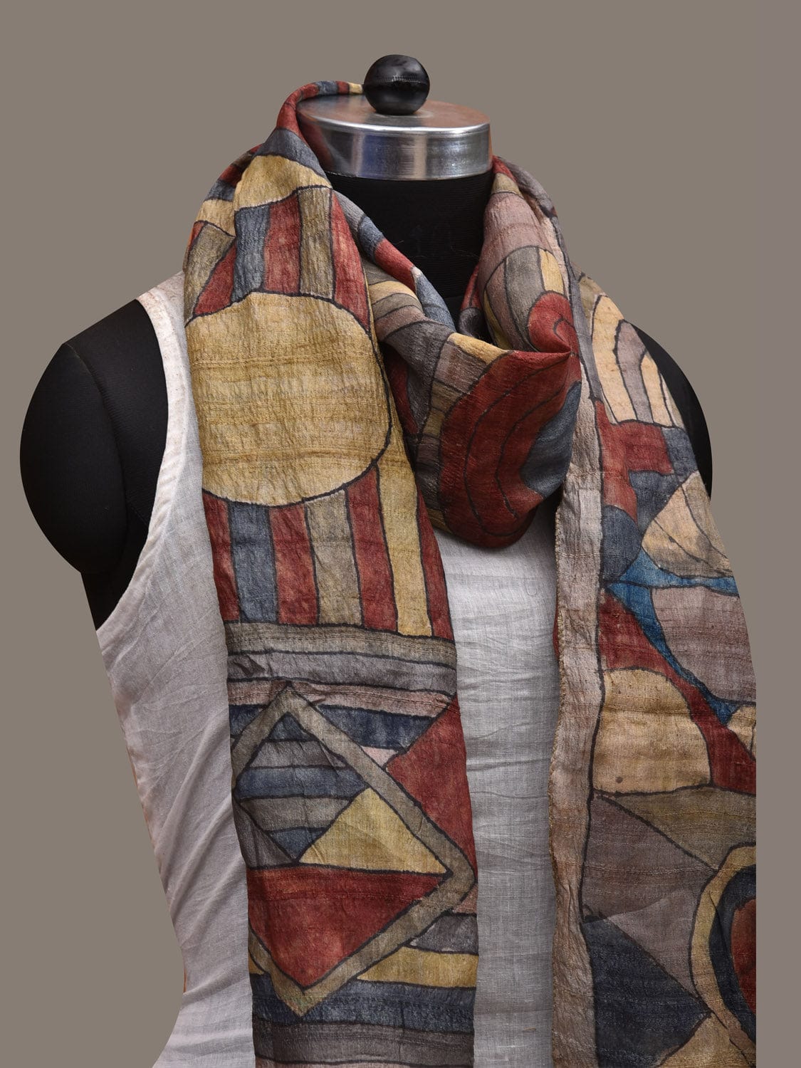 Multicolor Kalamkari Hand Painted Silk Handloom Stole with Geometric Design ds2825