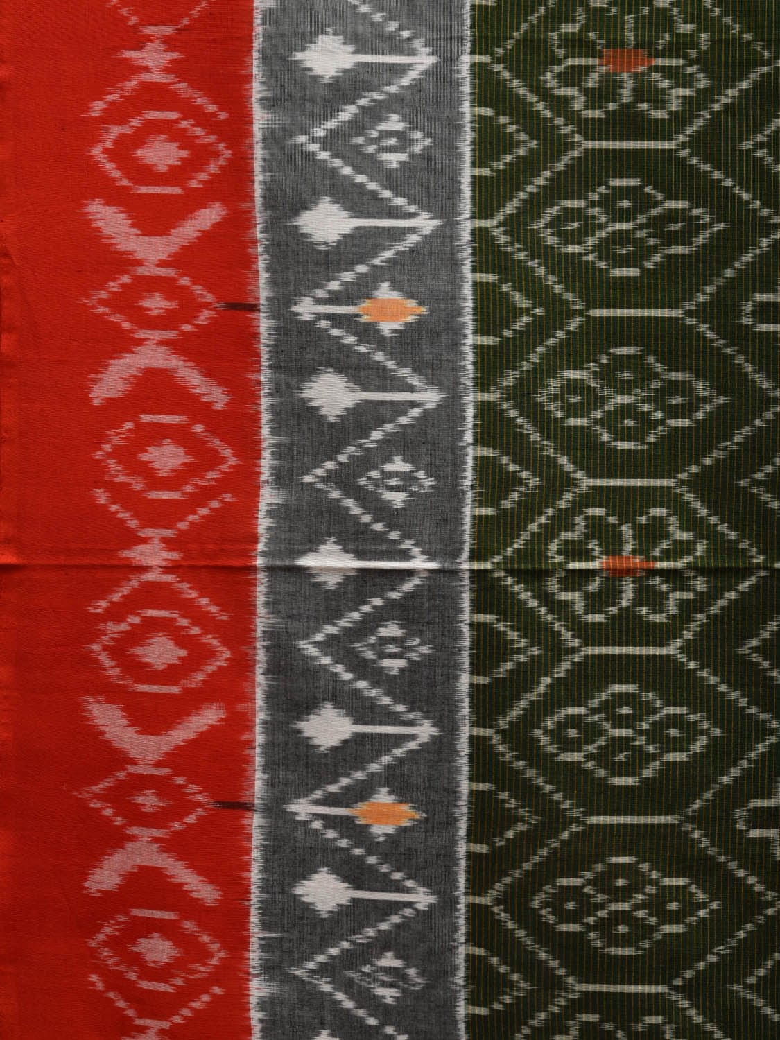 Multicolor Pochampally Ikat Cotton Handloom Saree with All Over Design i0665