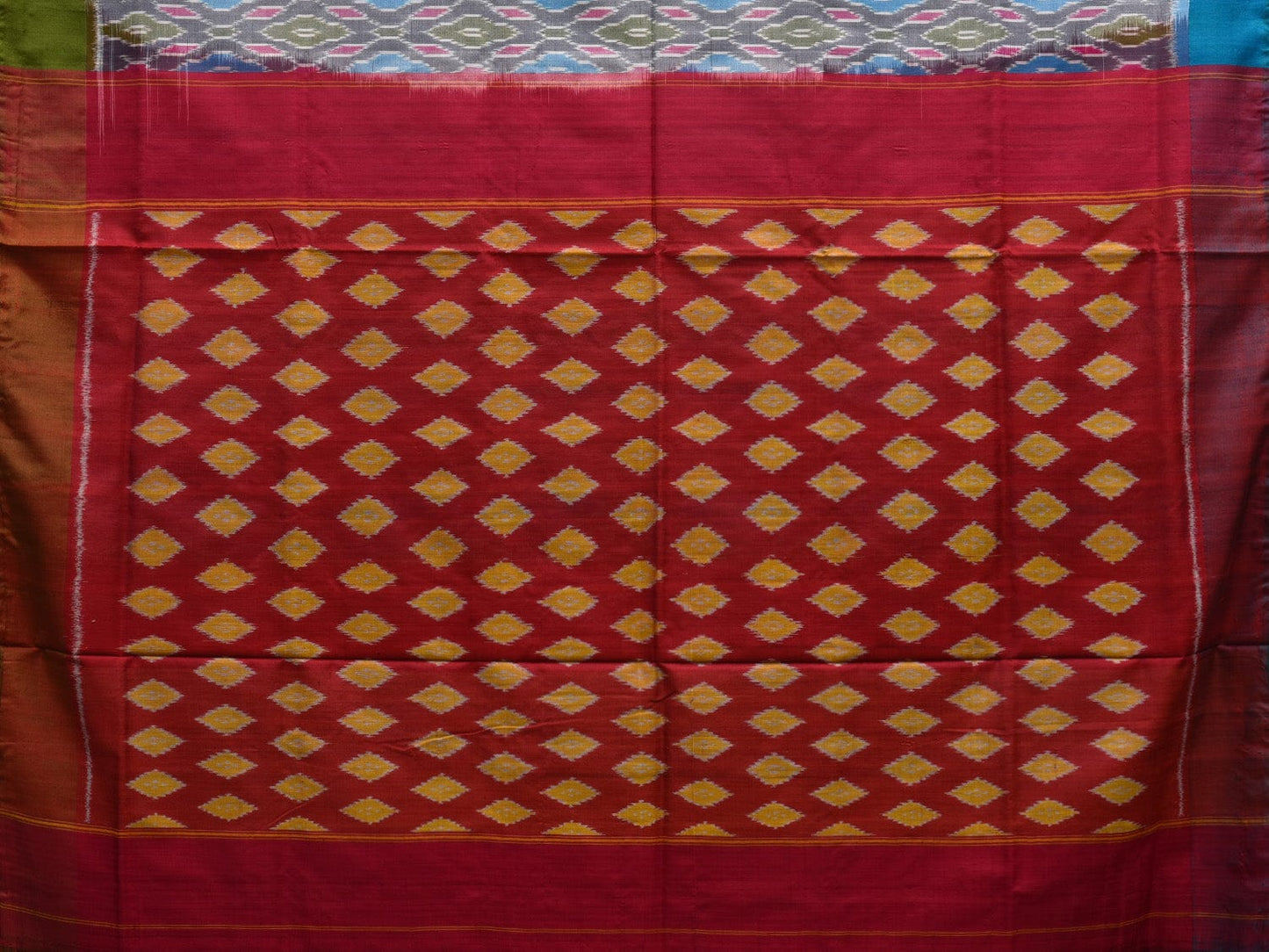 Multicolor Pochampally Ikat Silk Handloom Saree with All Over Design i0644