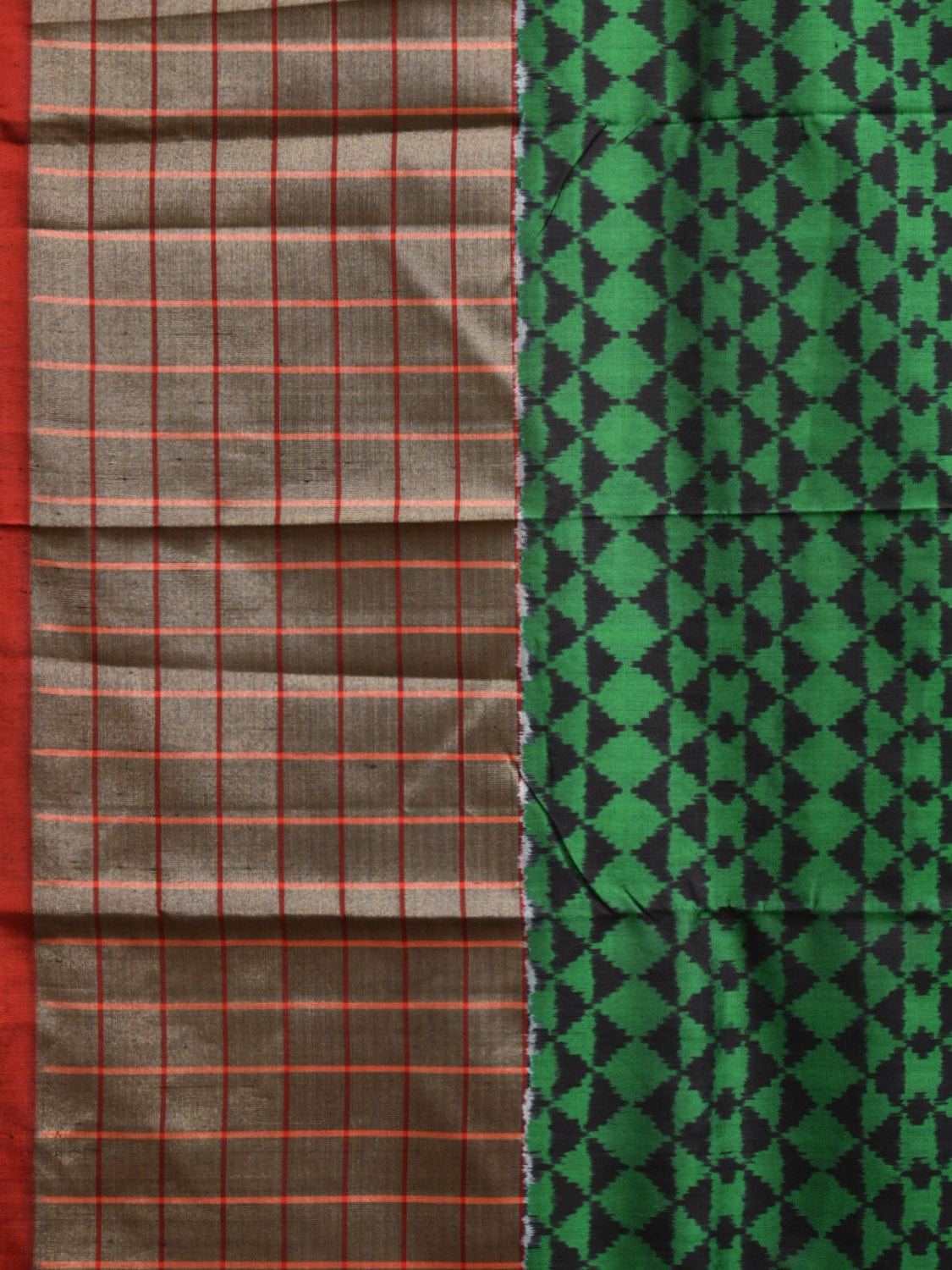 Multicolor Pochampally Ikat Silk Handloom Saree with Checks Border Design i0858