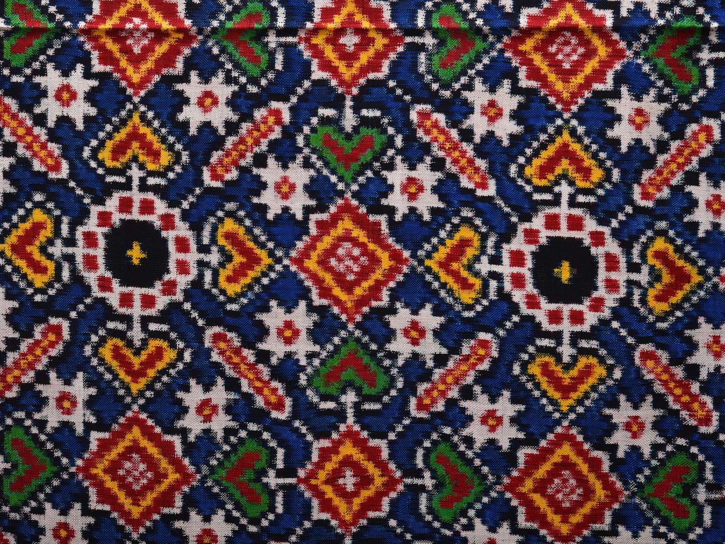 Multicolor Pochampally Ikat Silk Handloom Saree with Patola Design i0683 No Blouse