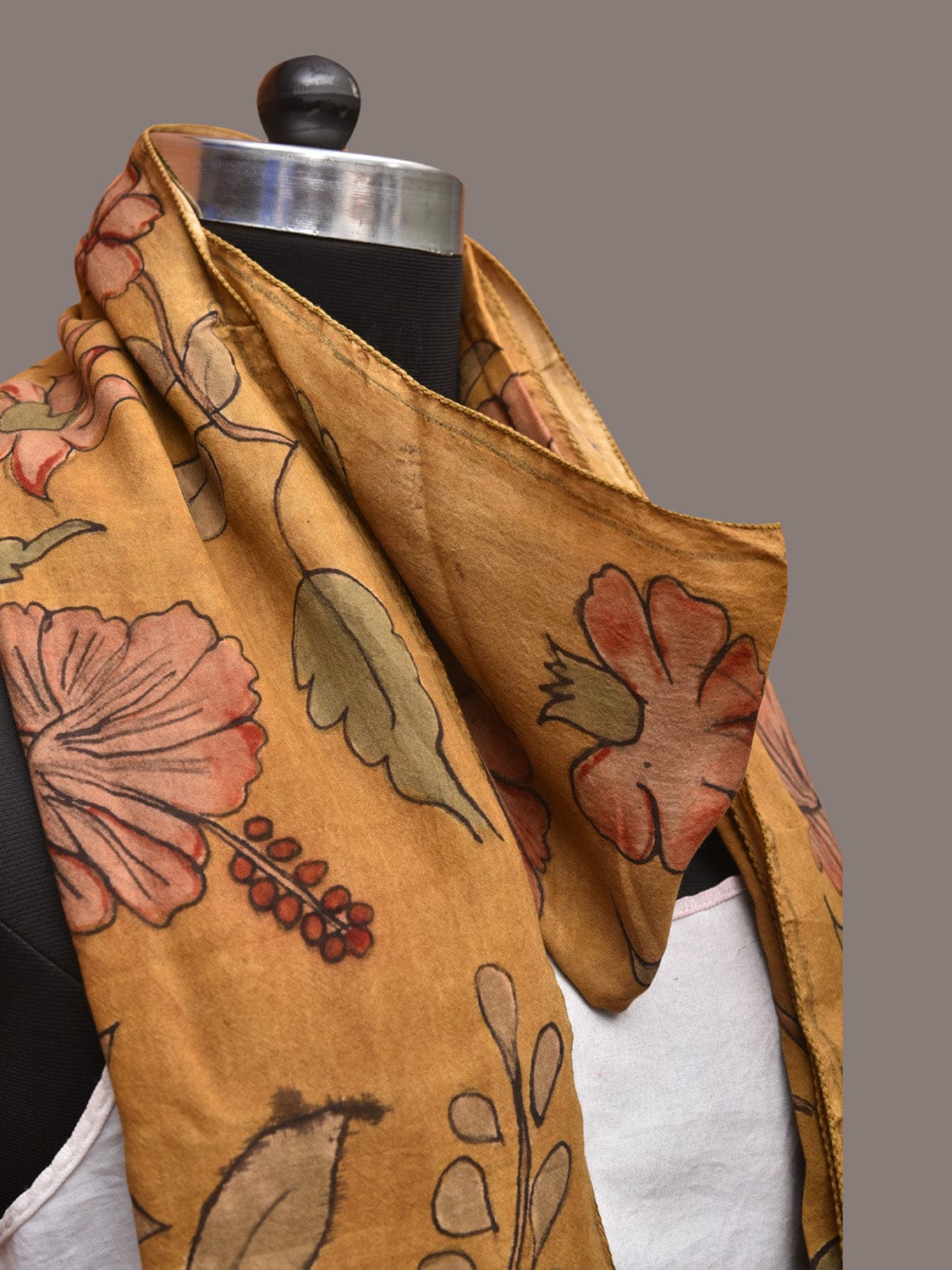 Mustard Kalamkari Hand Painted Sico Stole with Floral Design ds3415