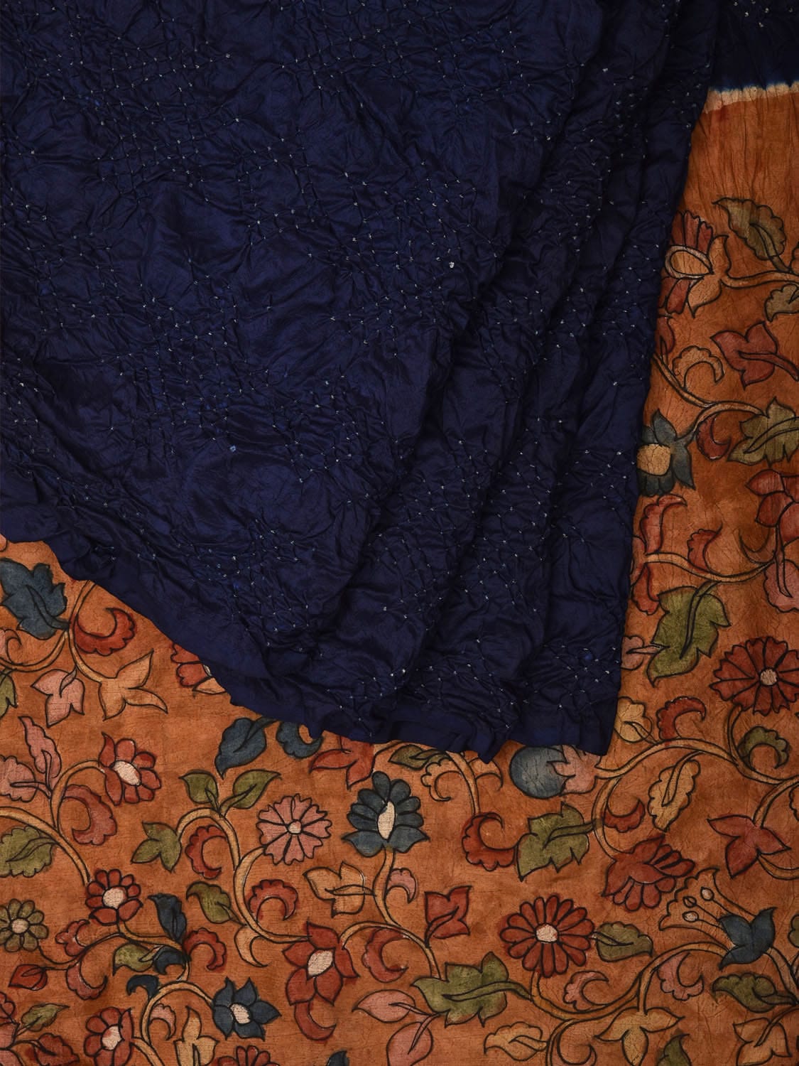 Navy and Mustard Bandhani Silk Handloom Saree with Kalamkari Pallu and Blouse Design bn0443