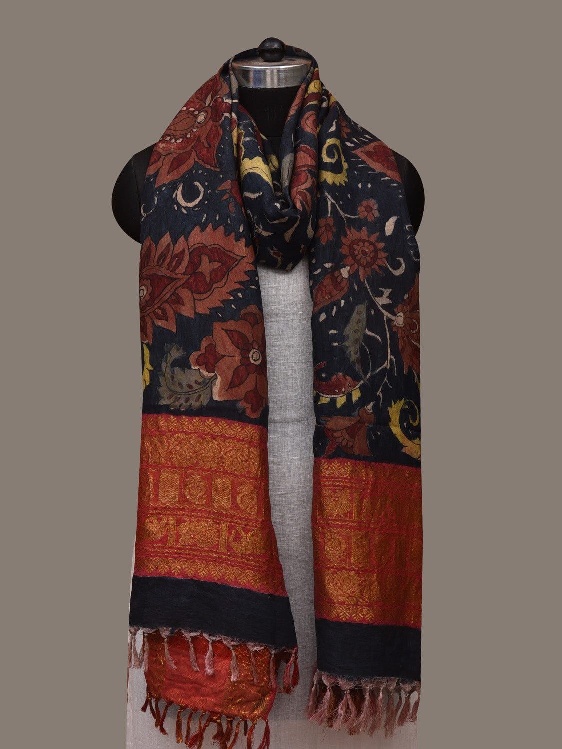 Navy and Red Kalamkari Hand Painted Kanchipuram Silk Handloom Dupatta with Big Floral Design ds2956