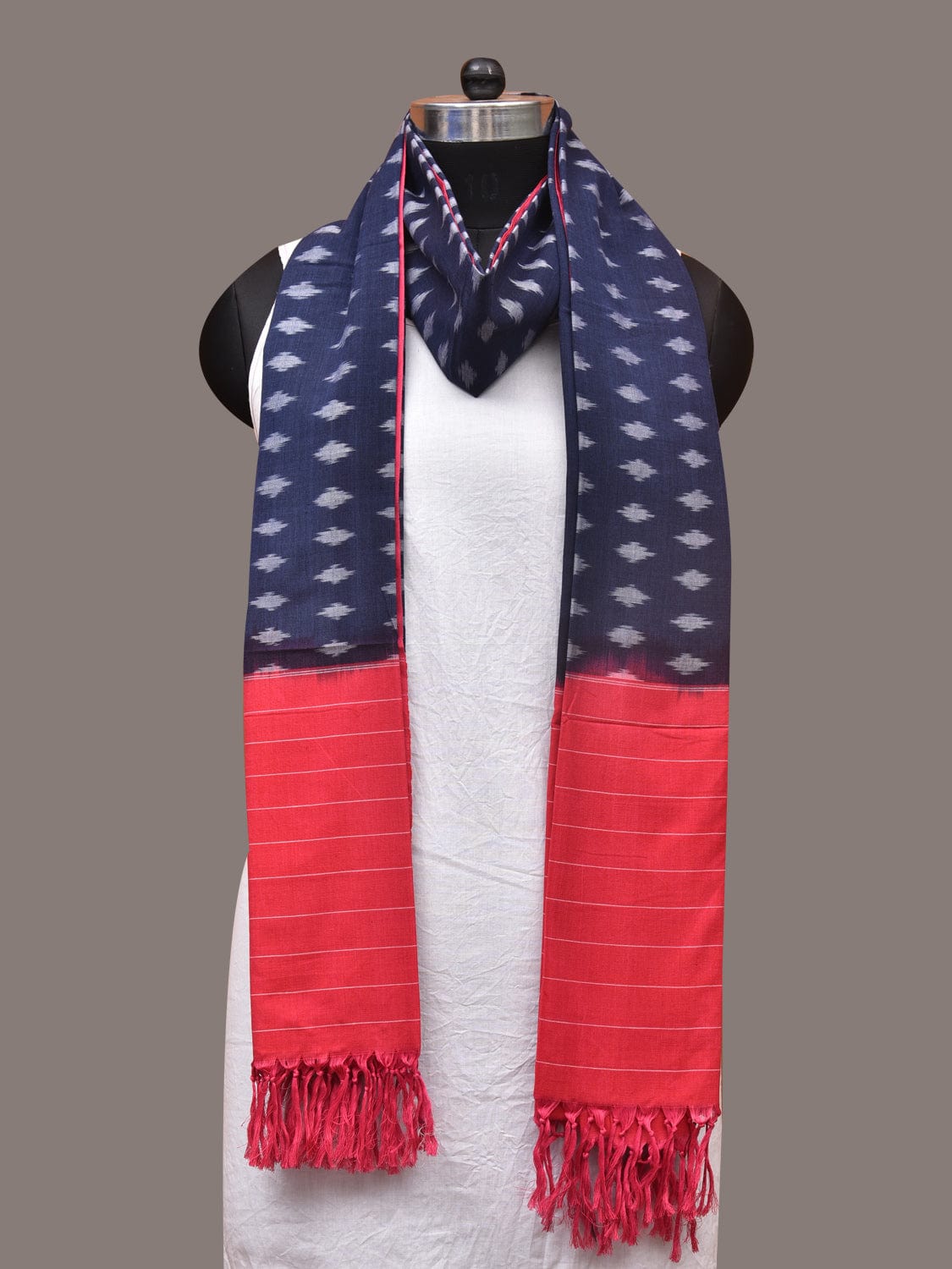 Navy and Red Pochamaplly Ikat Cotton Handloom Dupatta with Temple Border Design ds3359