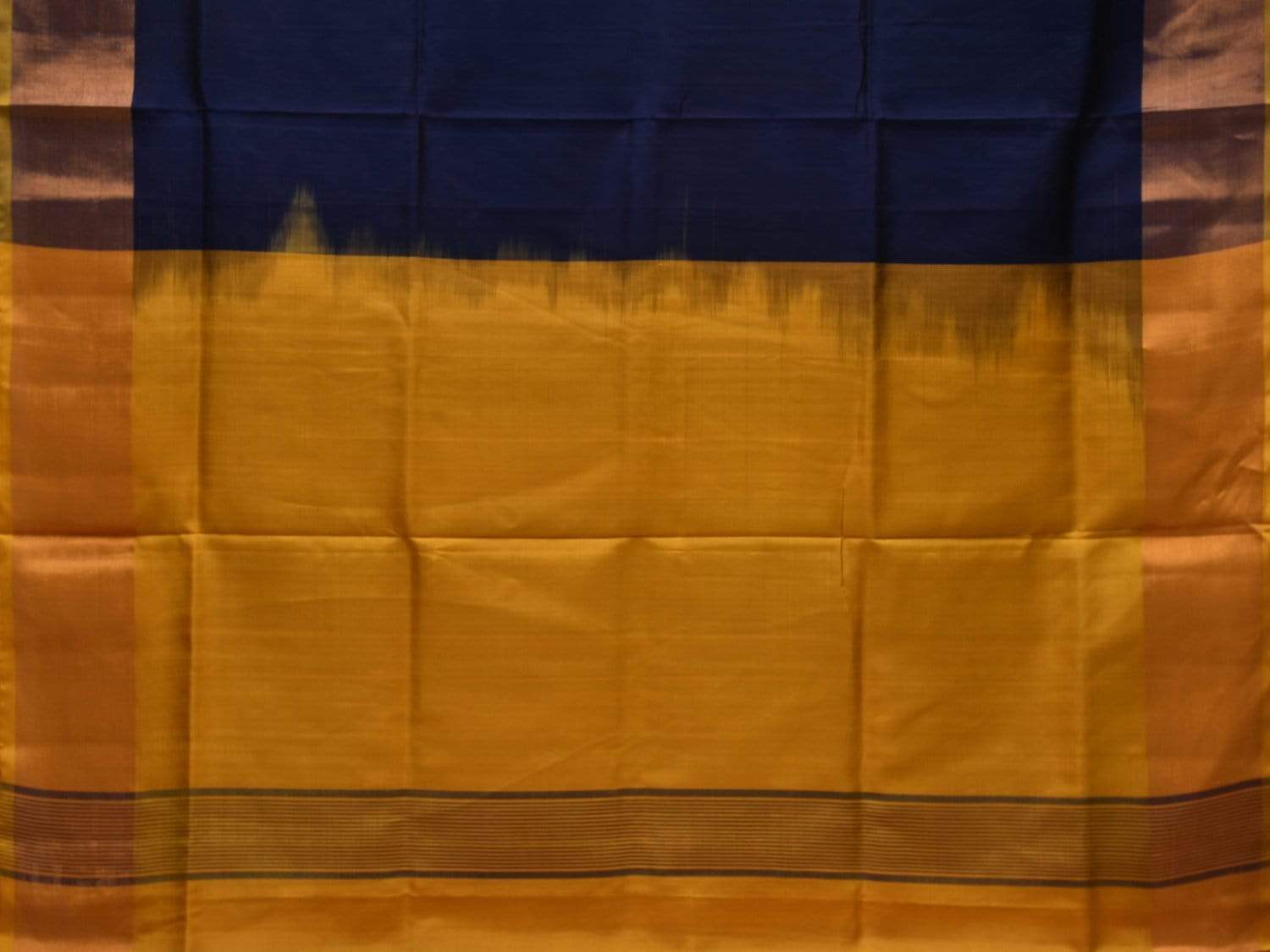 Navy and Yellow Uppada Silk Handloom Plain Saree with Contrast Pallu Design u1800
