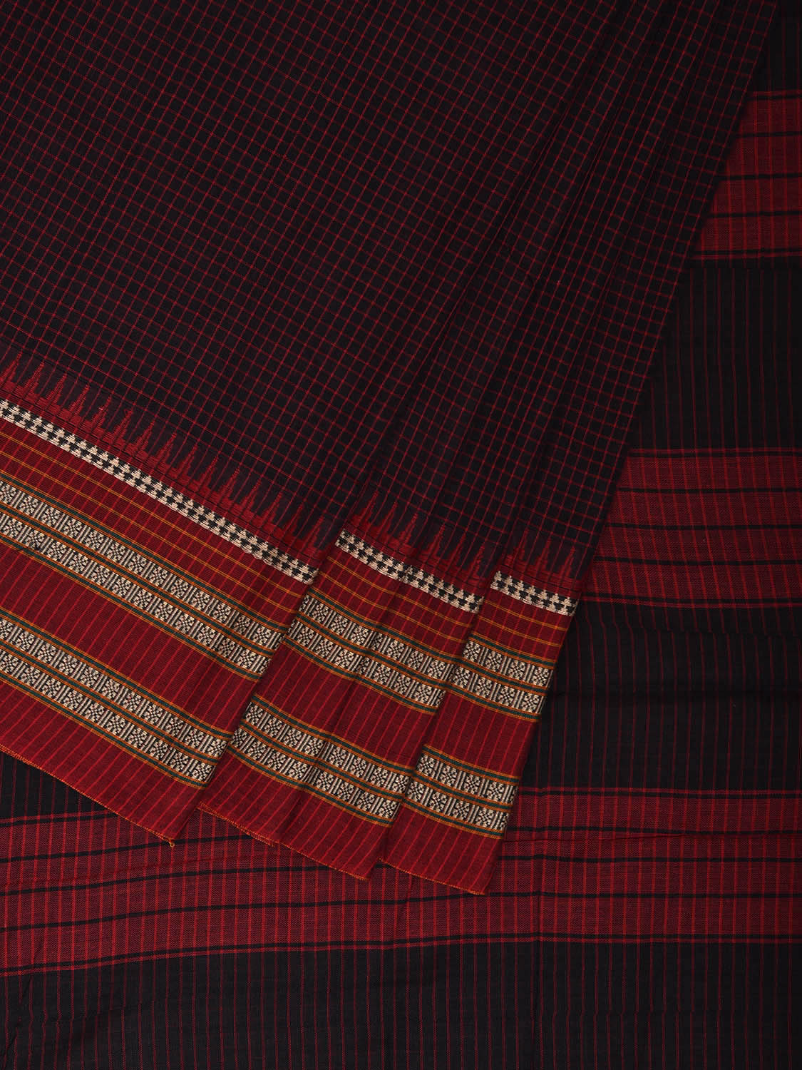 Navy and Red Narayanpet Cotton Saree with Checks and Strips Pallu Design No Blouse np1154