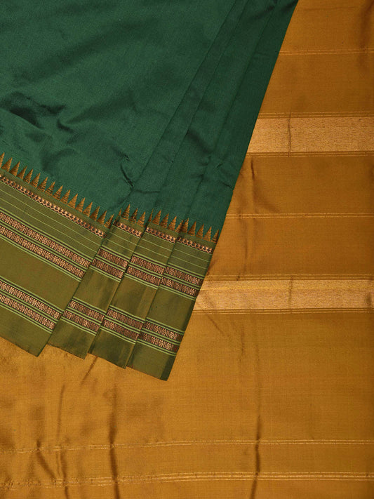 Green and Mustard Narayanpet Silk Handloom Plain Saree with Contrast Pallu Design No Blouse np1181