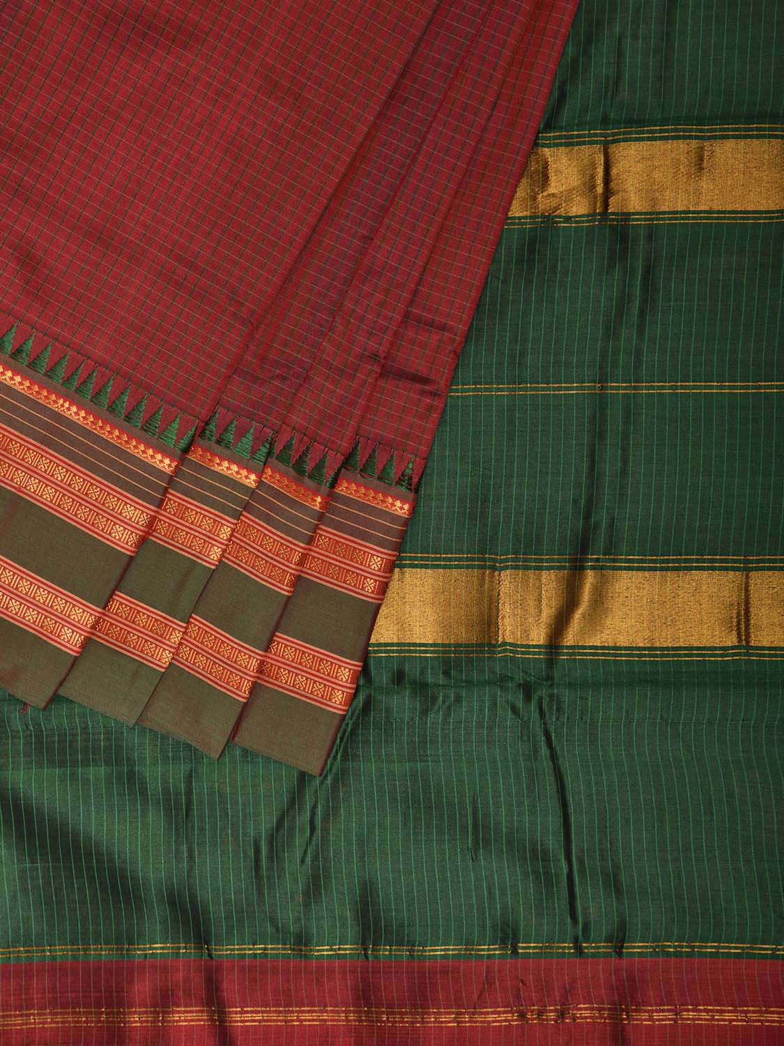 Dark Red and Green Narayanpet Silk Saree with Checks and Contrast Pallu Design No Blouse np1262