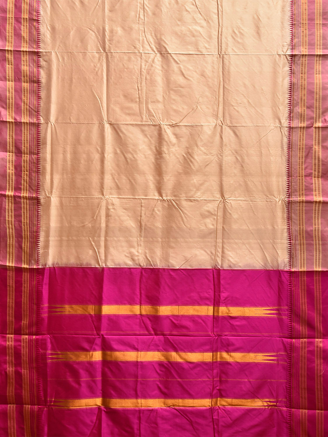 Cream and Pink Narayanpet Silk Handloom Plain Saree with Contrast Pallu Design No Blouse np1275