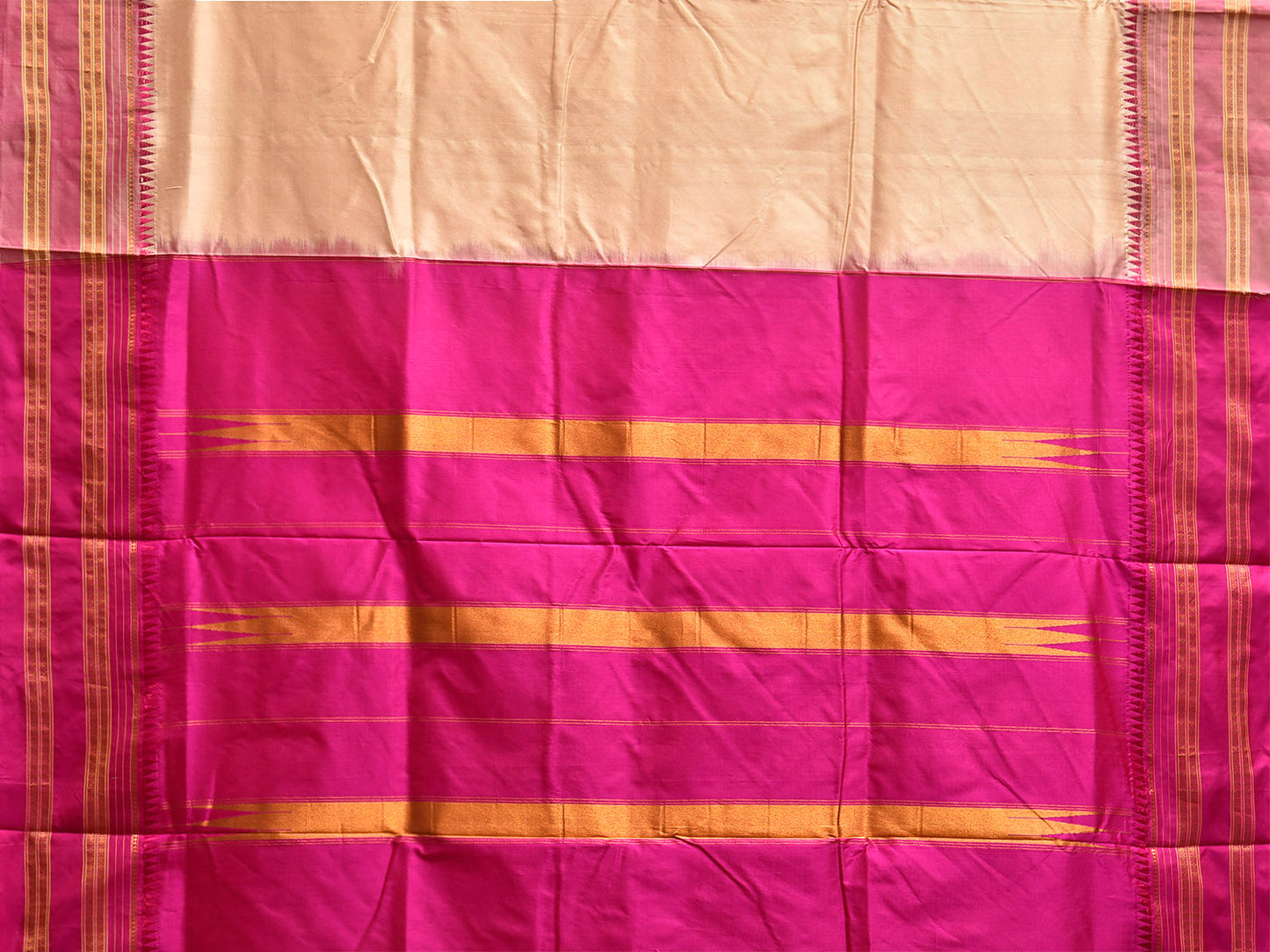Cream and Pink Narayanpet Silk Handloom Plain Saree with Contrast Pallu Design No Blouse np1275