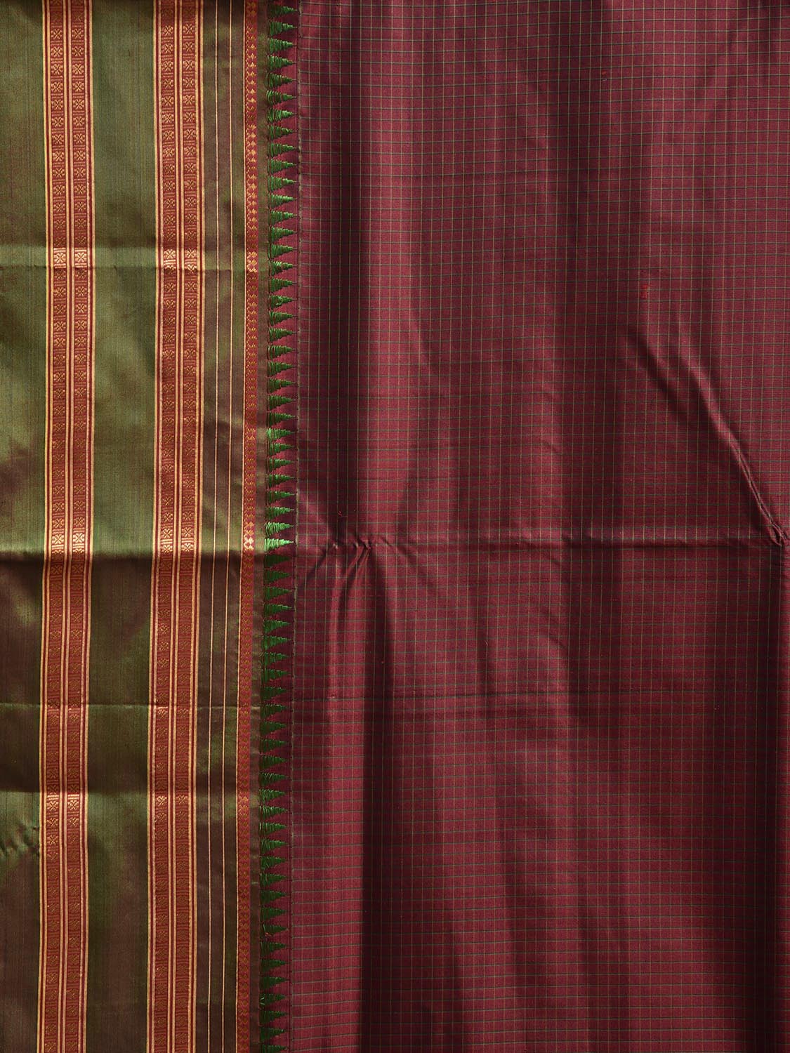 Brown and Green Narayanpet Silk Handloom Saree with Checks and Contrast Pallu Design No Blouse np1277