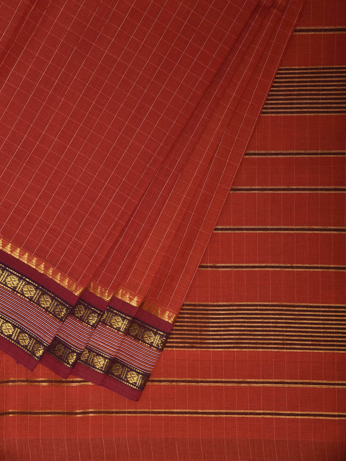 Red and Maroon Narayanpet Cotton Handloom Saree with Checks Design No Blouse np1305