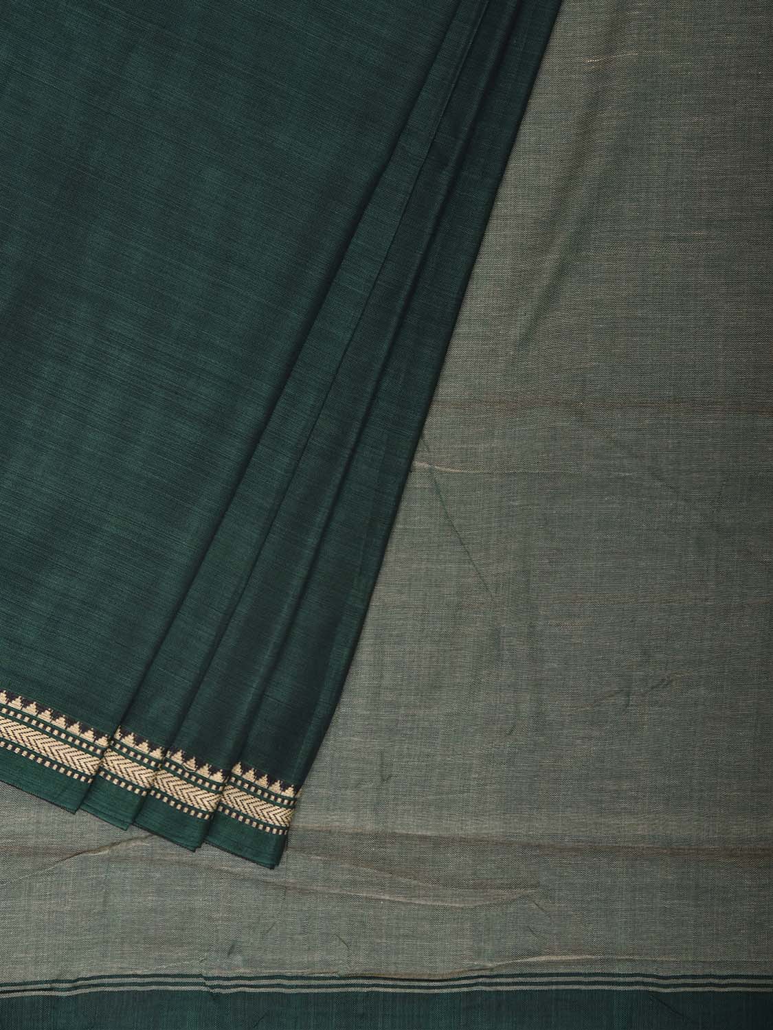 Green Narayanpet Cotton Handloom Plain Saree with Contrast Pallu Design No Blouse np1432