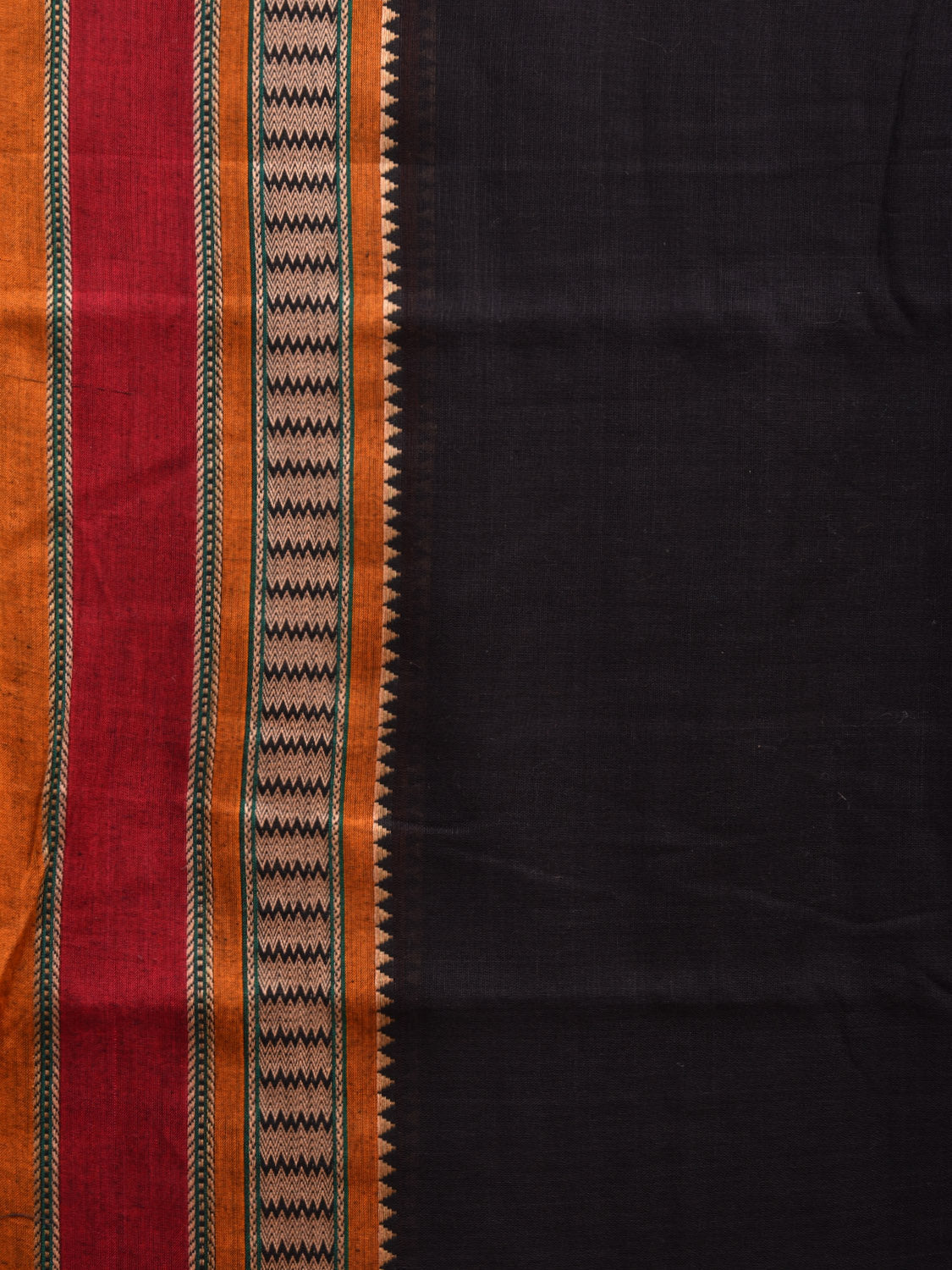 Black Poly Cotton Plain Saree with Strips Pallu and Border Design o0486