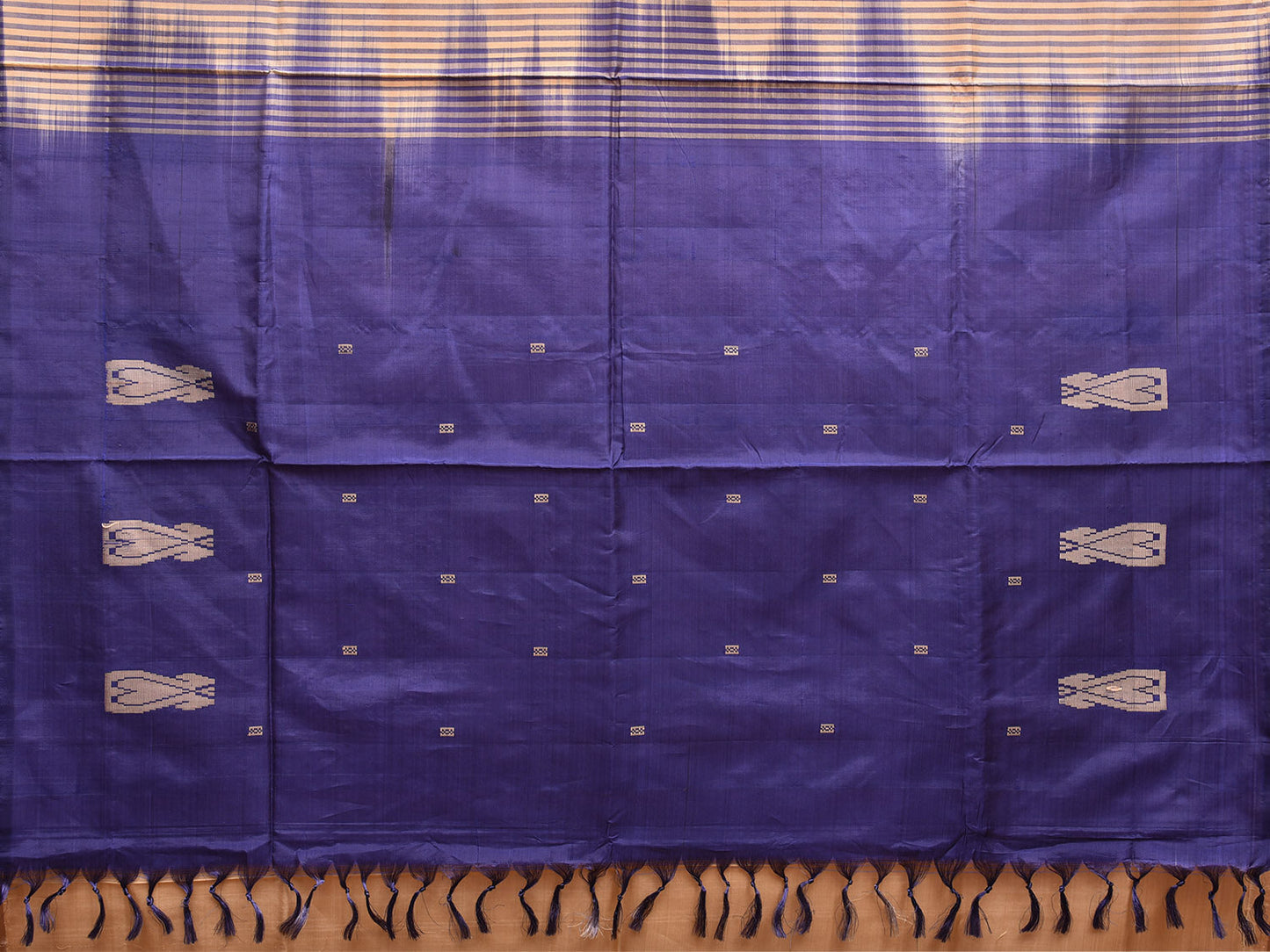 Cream and Dark Blue Banana Silk Saree with Small Buta and Contrast Pallu Design No Blouse o0497